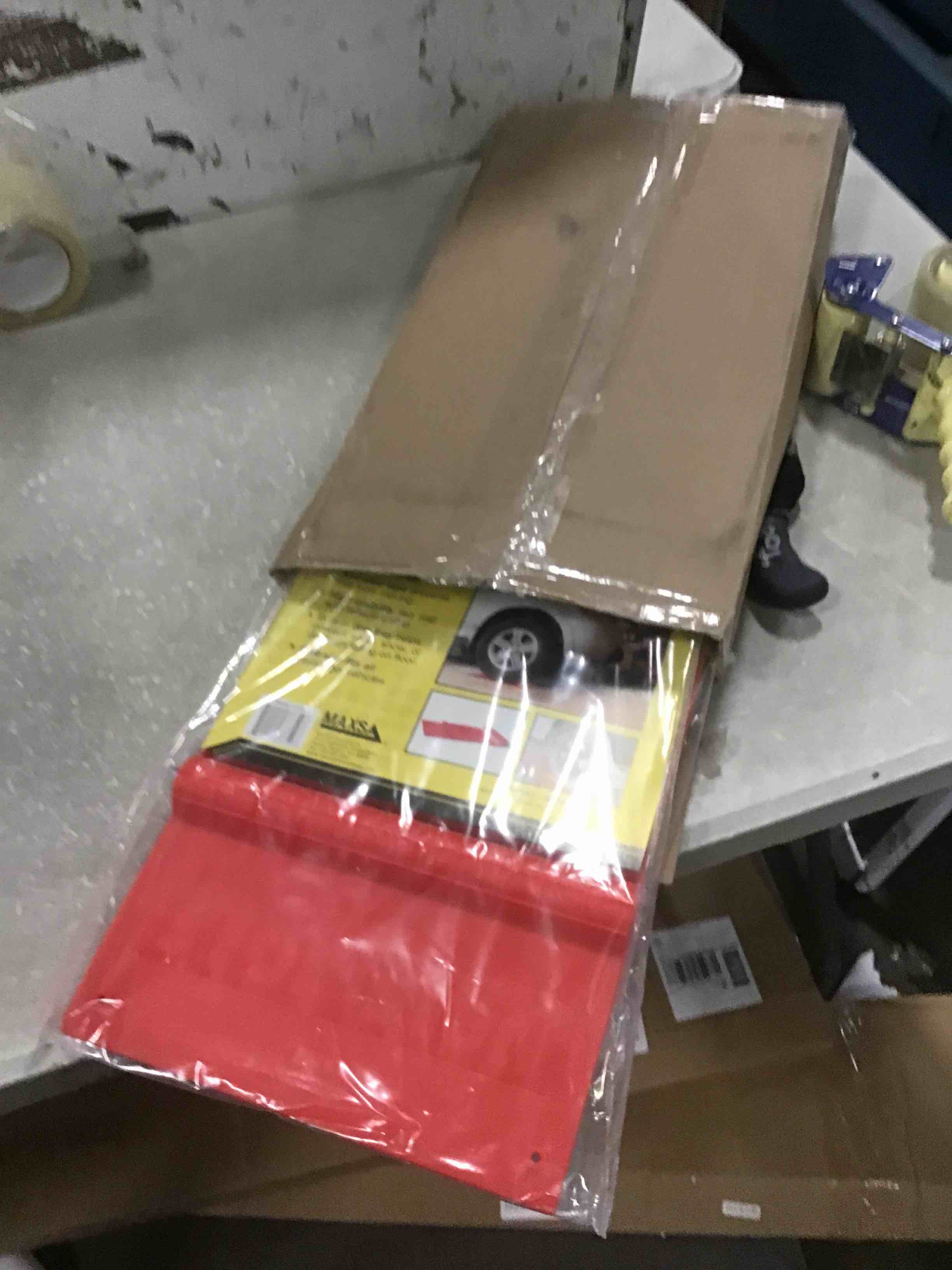 https://s3.amazonaws.com/lotting-images-prod/bidfta/GRA0135491_1727099645868.jpeg