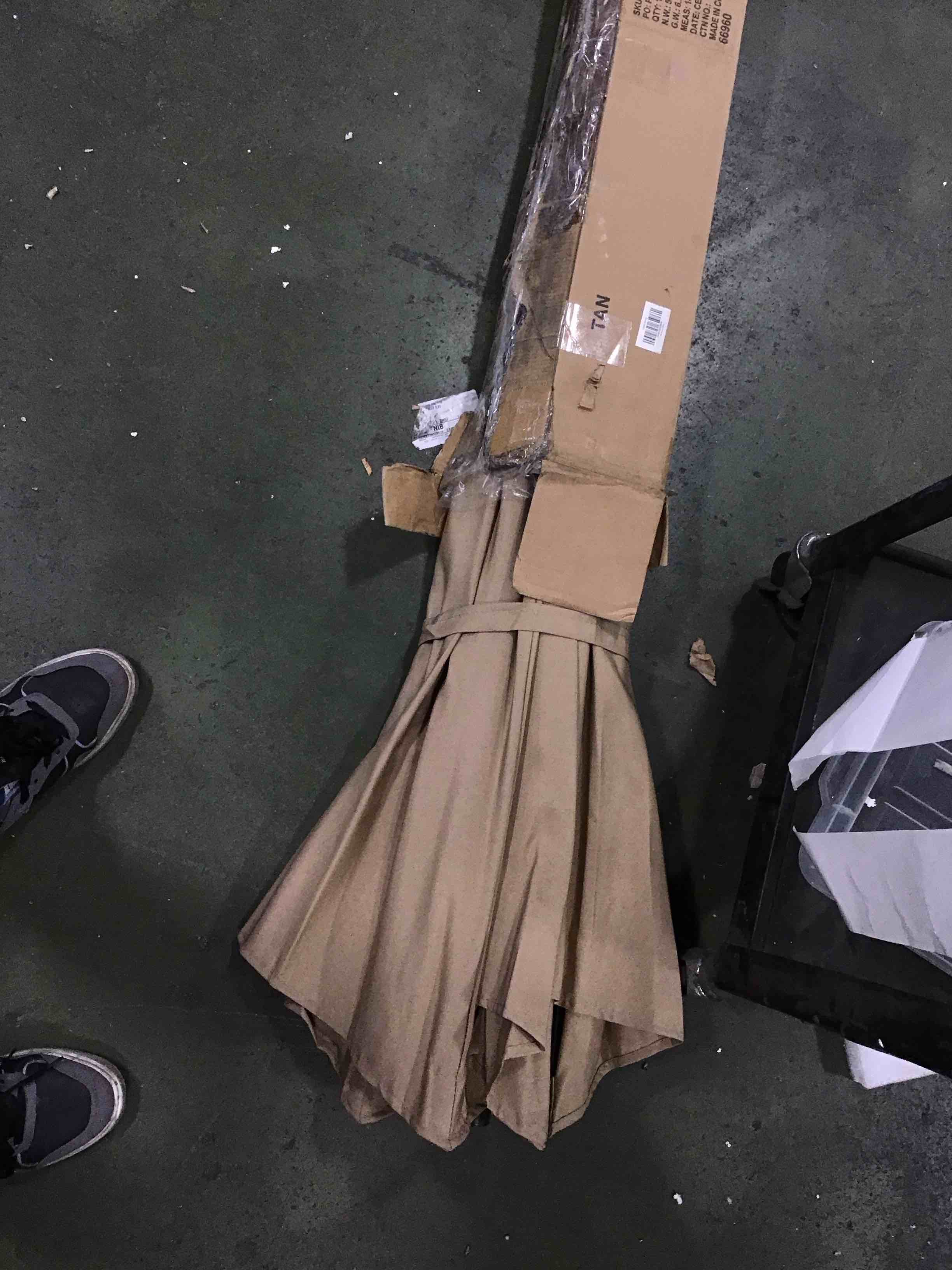 https://s3.amazonaws.com/lotting-images-prod/bidfta/GRA0136518_1727810636147.jpeg