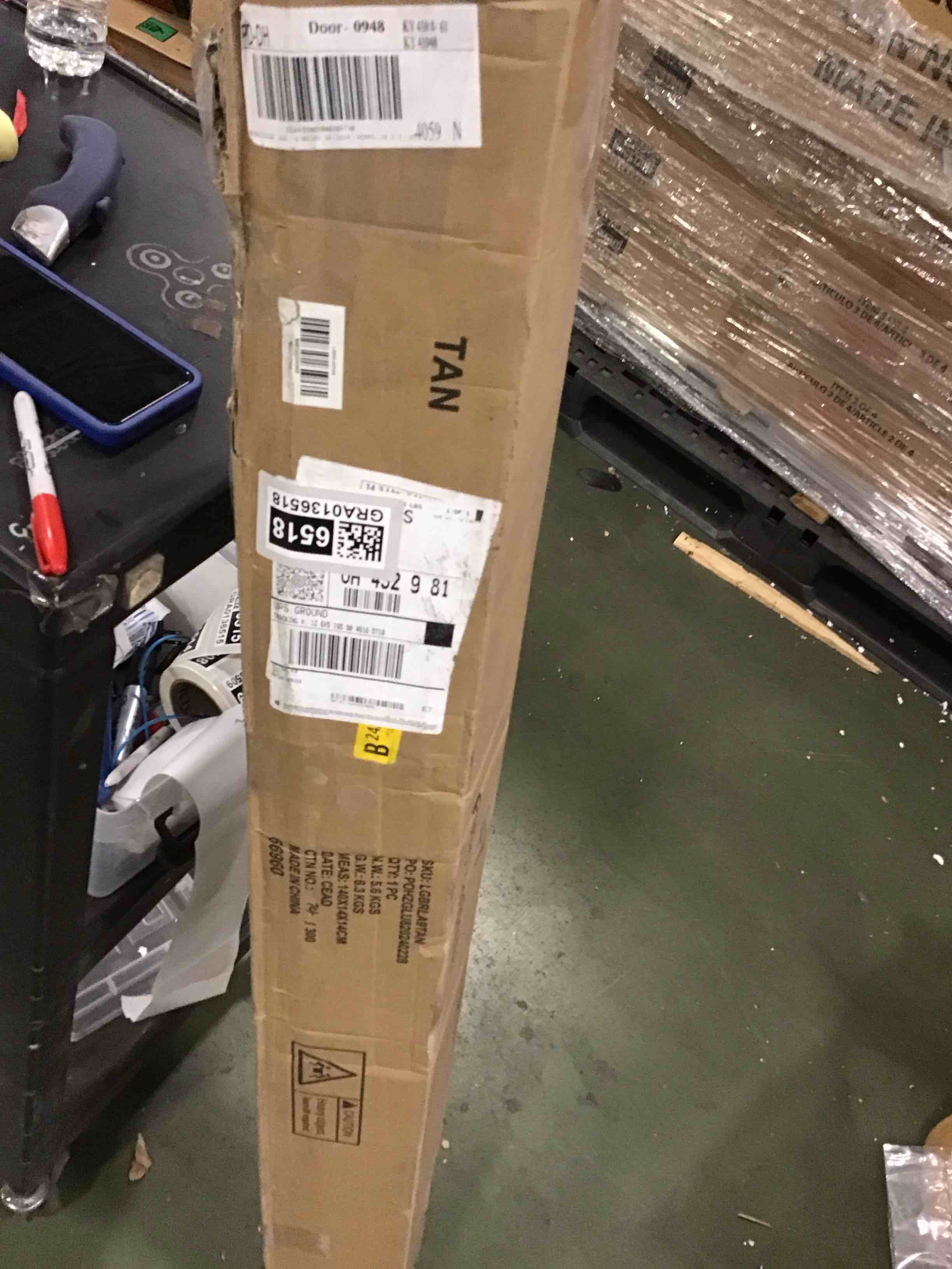https://s3.amazonaws.com/lotting-images-prod/bidfta/GRA0136518_1727810749593.jpeg