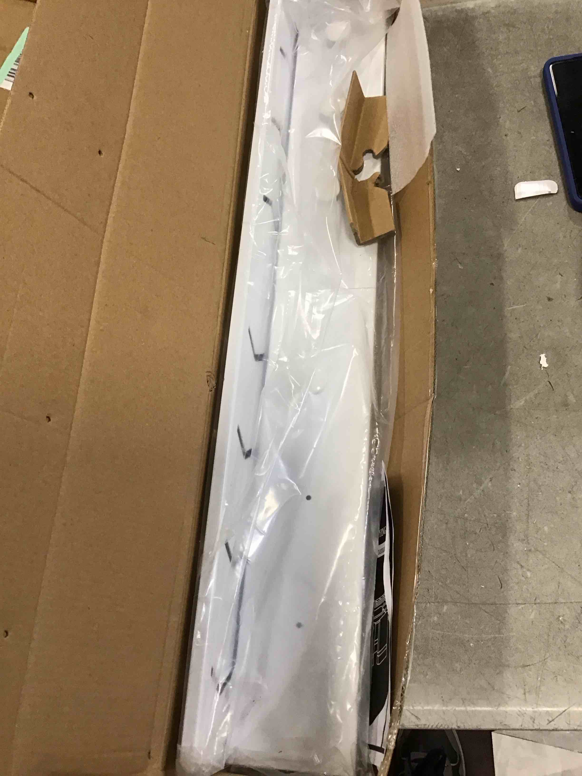 https://s3.amazonaws.com/lotting-images-prod/bidfta/GRA0136713_1727719033423.jpeg