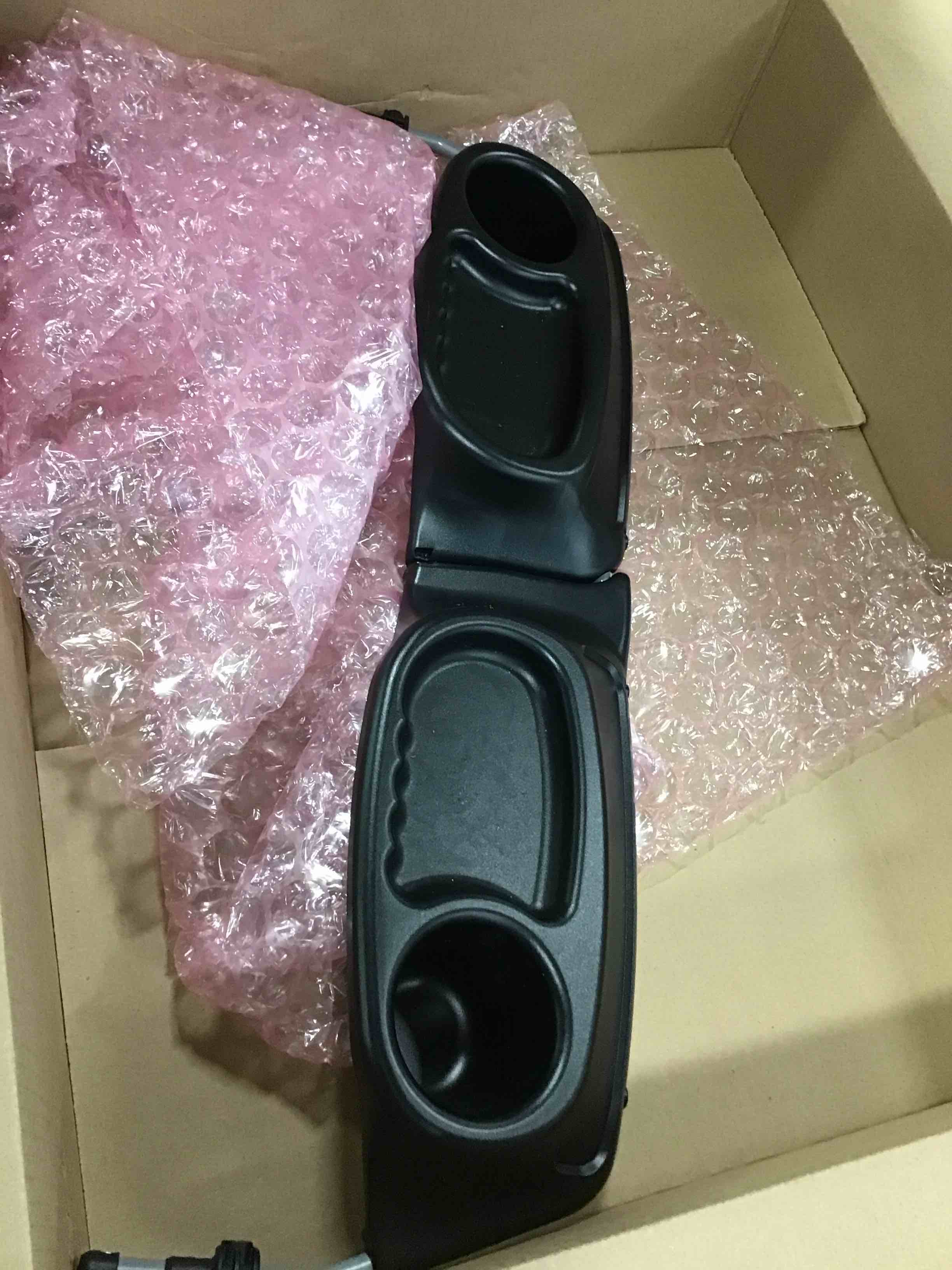 https://s3.amazonaws.com/lotting-images-prod/bidfta/GRA0136782_1727709125577.jpeg