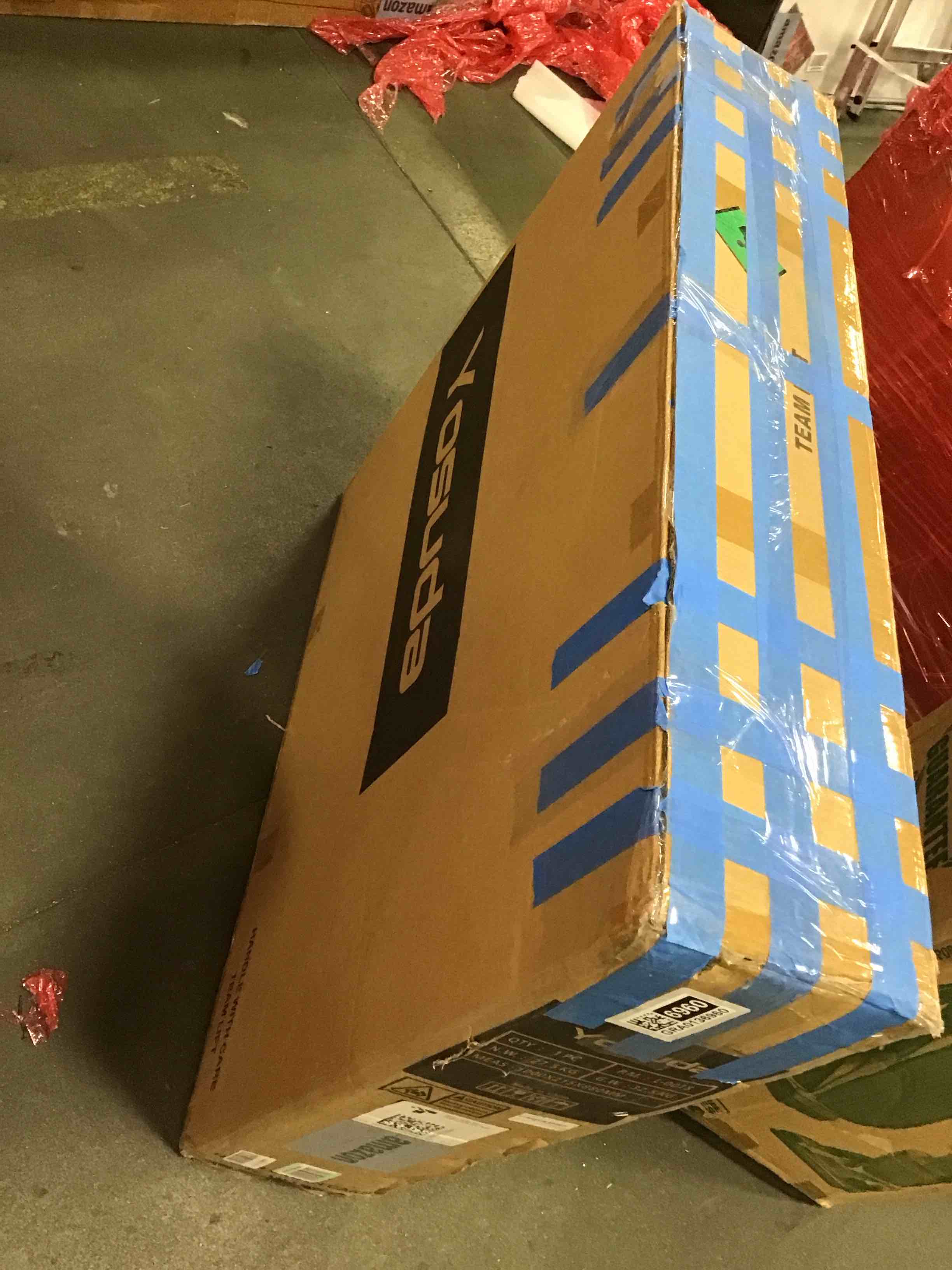 https://s3.amazonaws.com/lotting-images-prod/bidfta/GRA0136960_1727439438096.jpeg