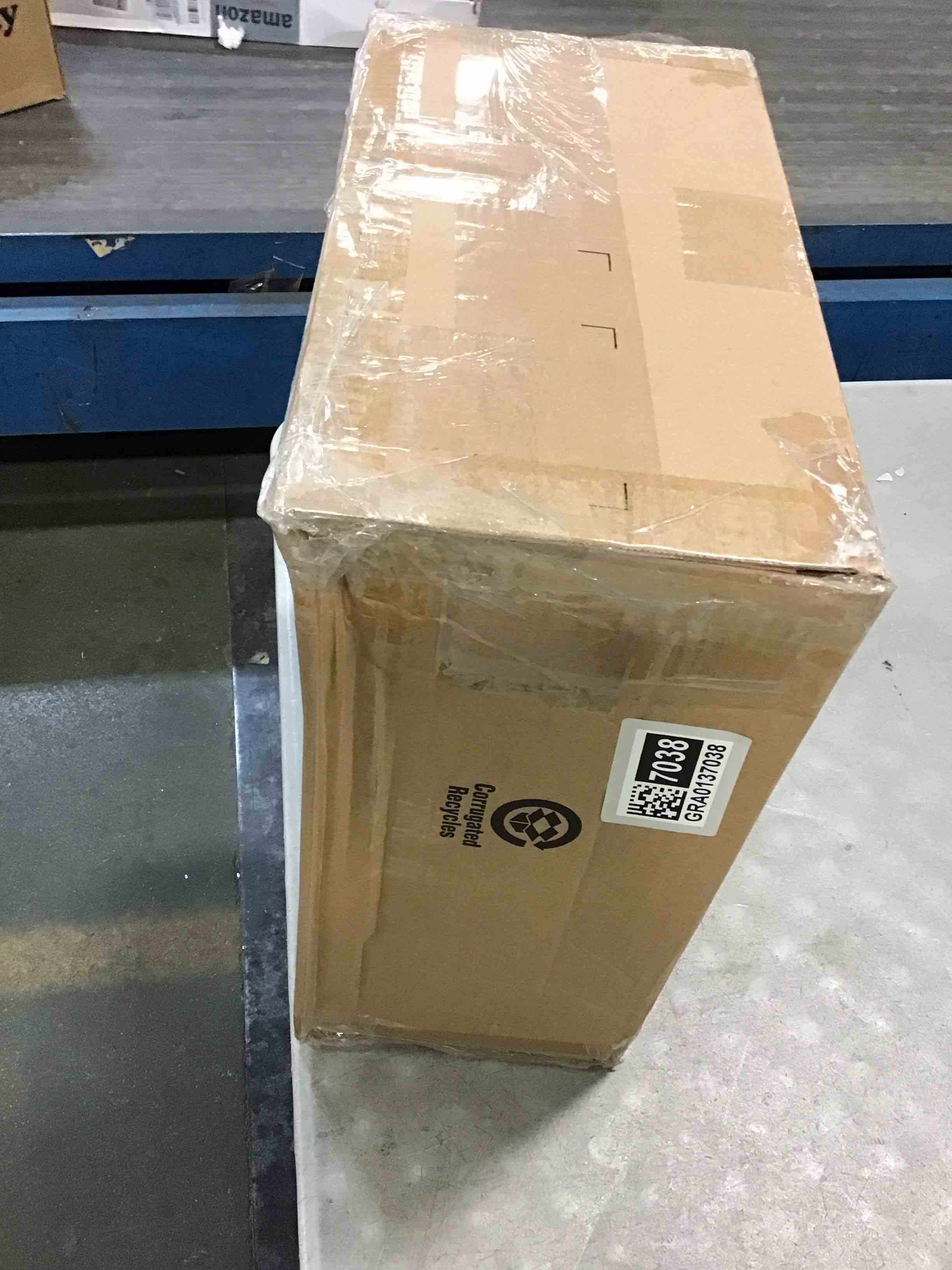 https://s3.amazonaws.com/lotting-images-prod/bidfta/GRA0137038_1727354783280.jpeg