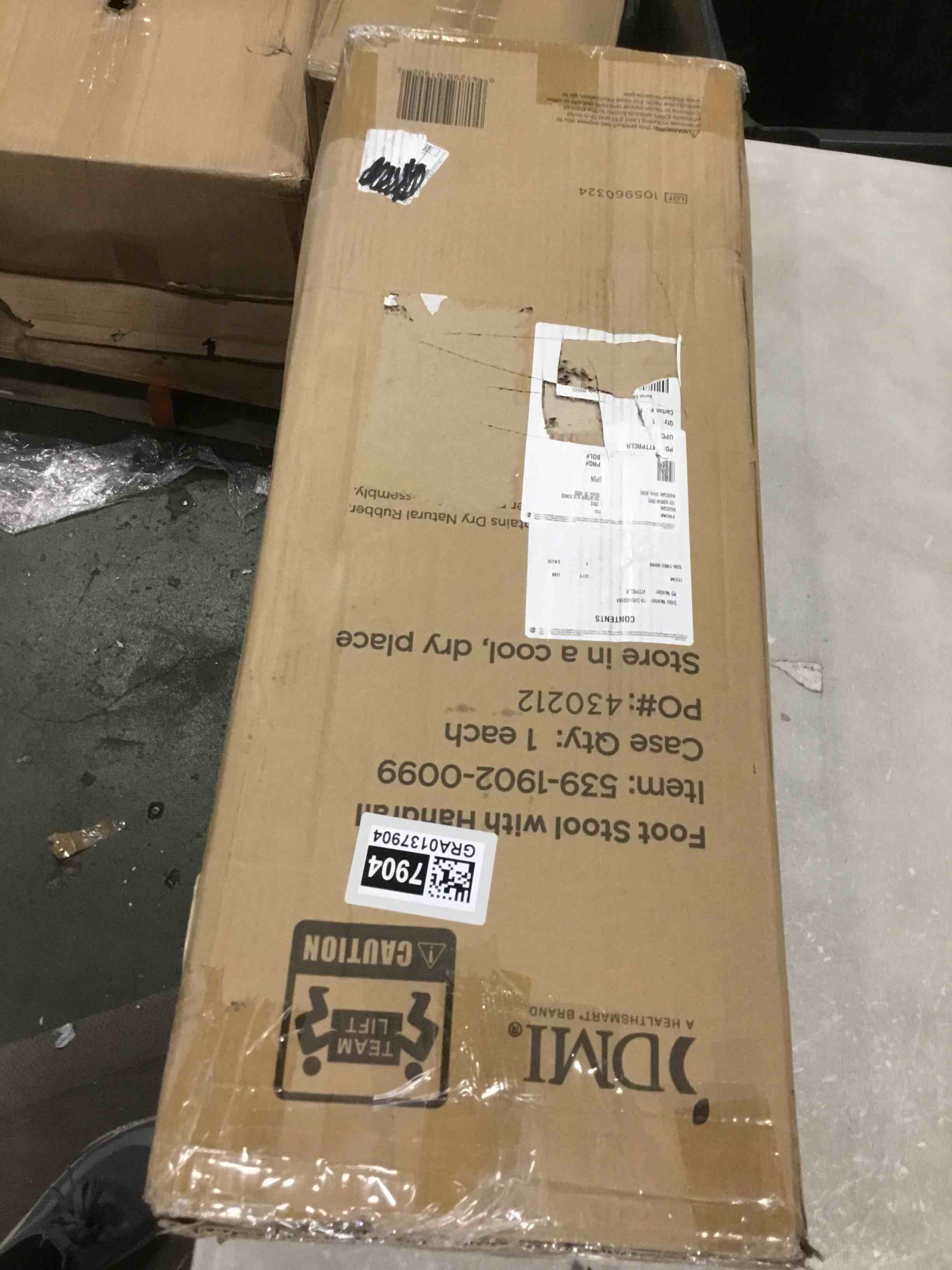 https://s3.amazonaws.com/lotting-images-prod/bidfta/GRA0137904_1726843249675.jpeg