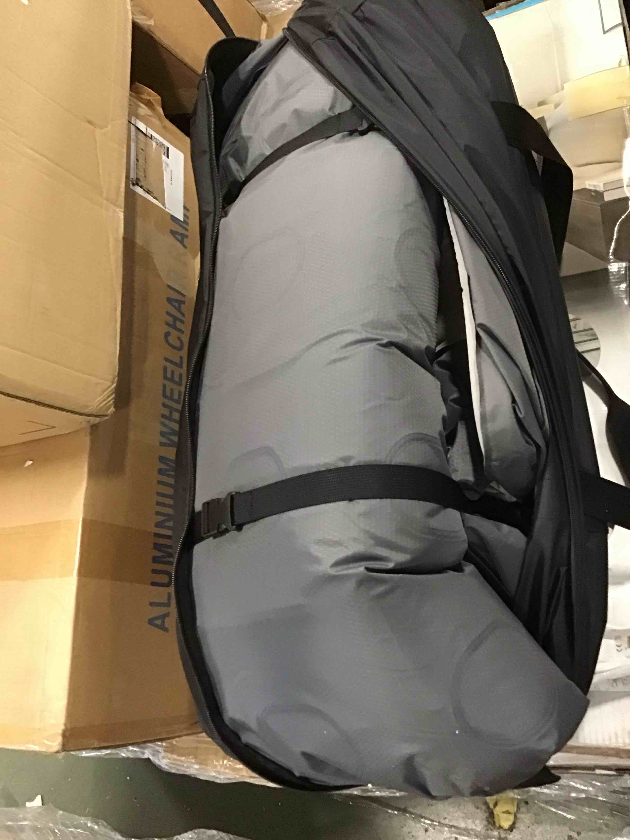 https://s3.amazonaws.com/lotting-images-prod/bidfta/GRA0137933_1726835307090.jpeg