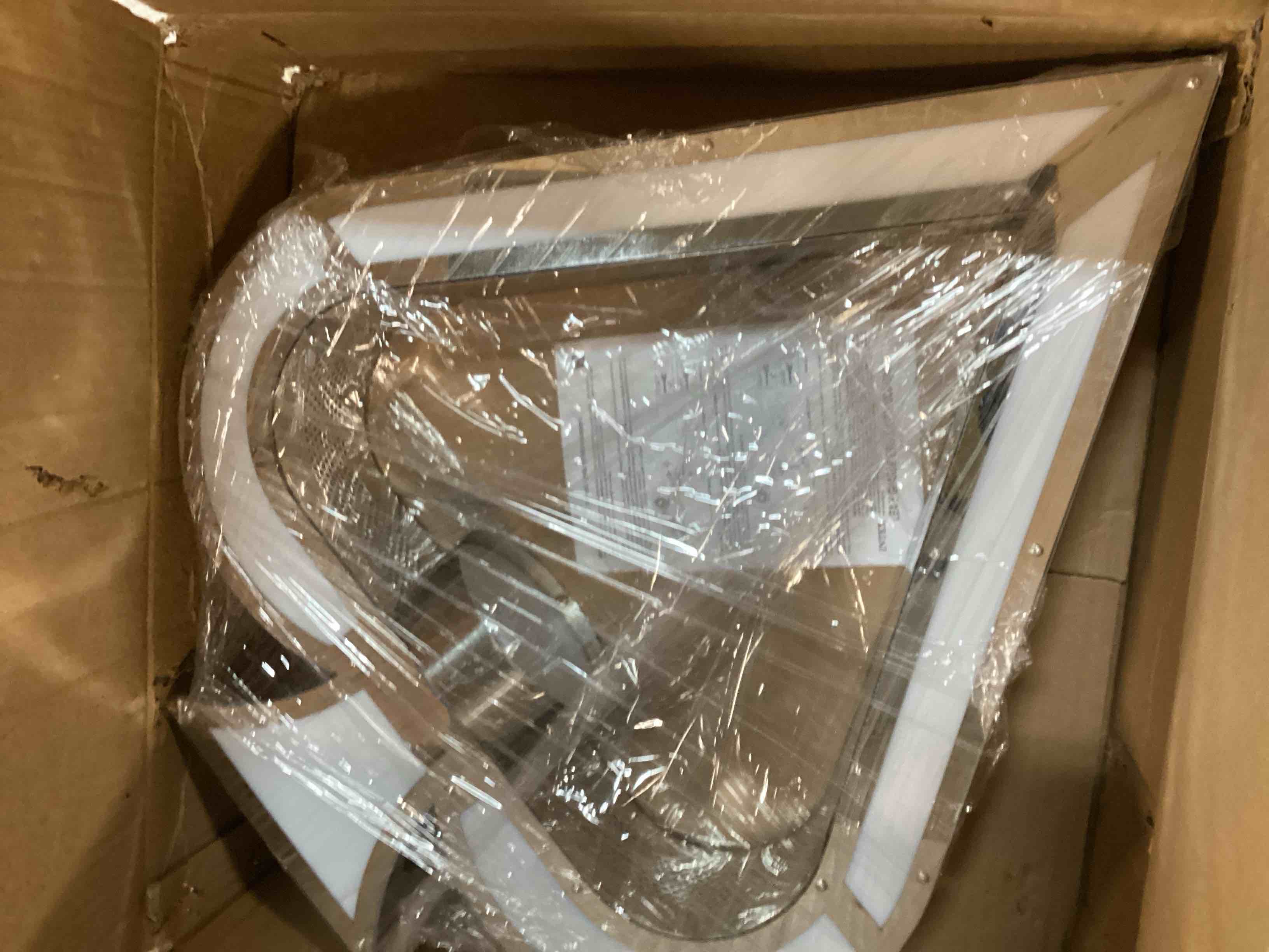 https://s3.amazonaws.com/lotting-images-prod/bidfta/GRA0138284_1727187702573.jpeg