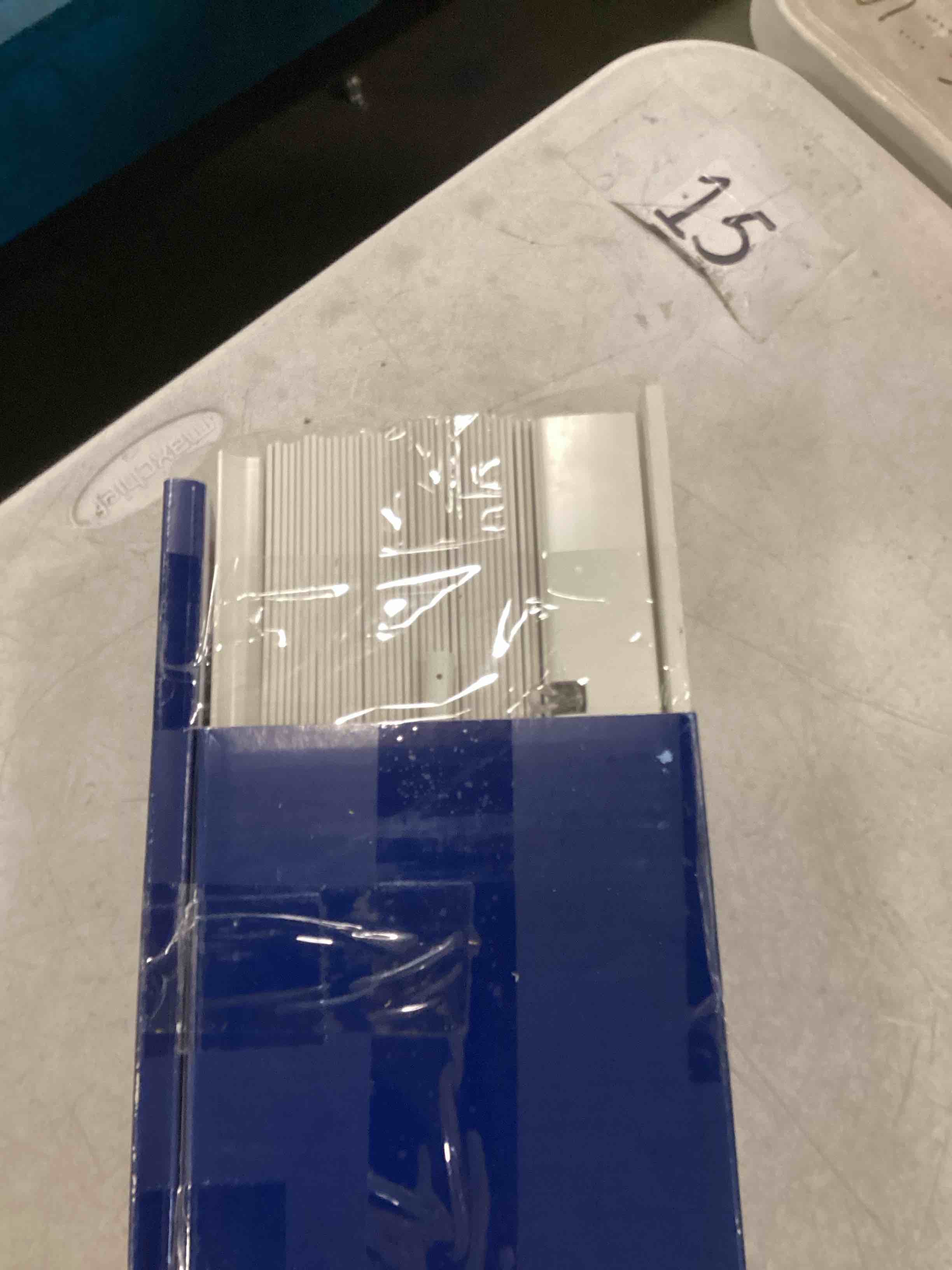 https://s3.amazonaws.com/lotting-images-prod/bidfta/GRA0138521_1727355829402.jpeg