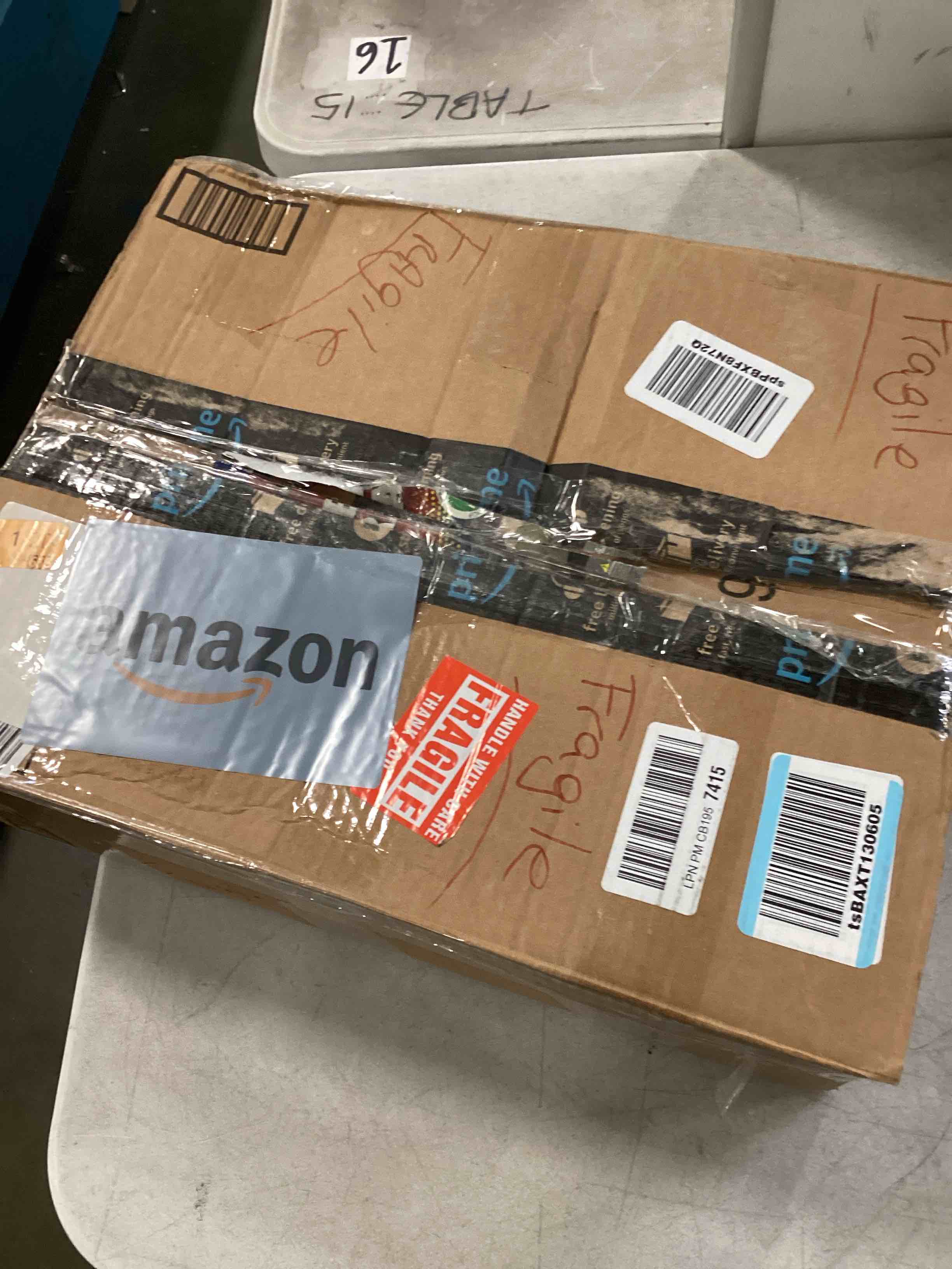 https://s3.amazonaws.com/lotting-images-prod/bidfta/GRA0139382_1727962707603.jpeg