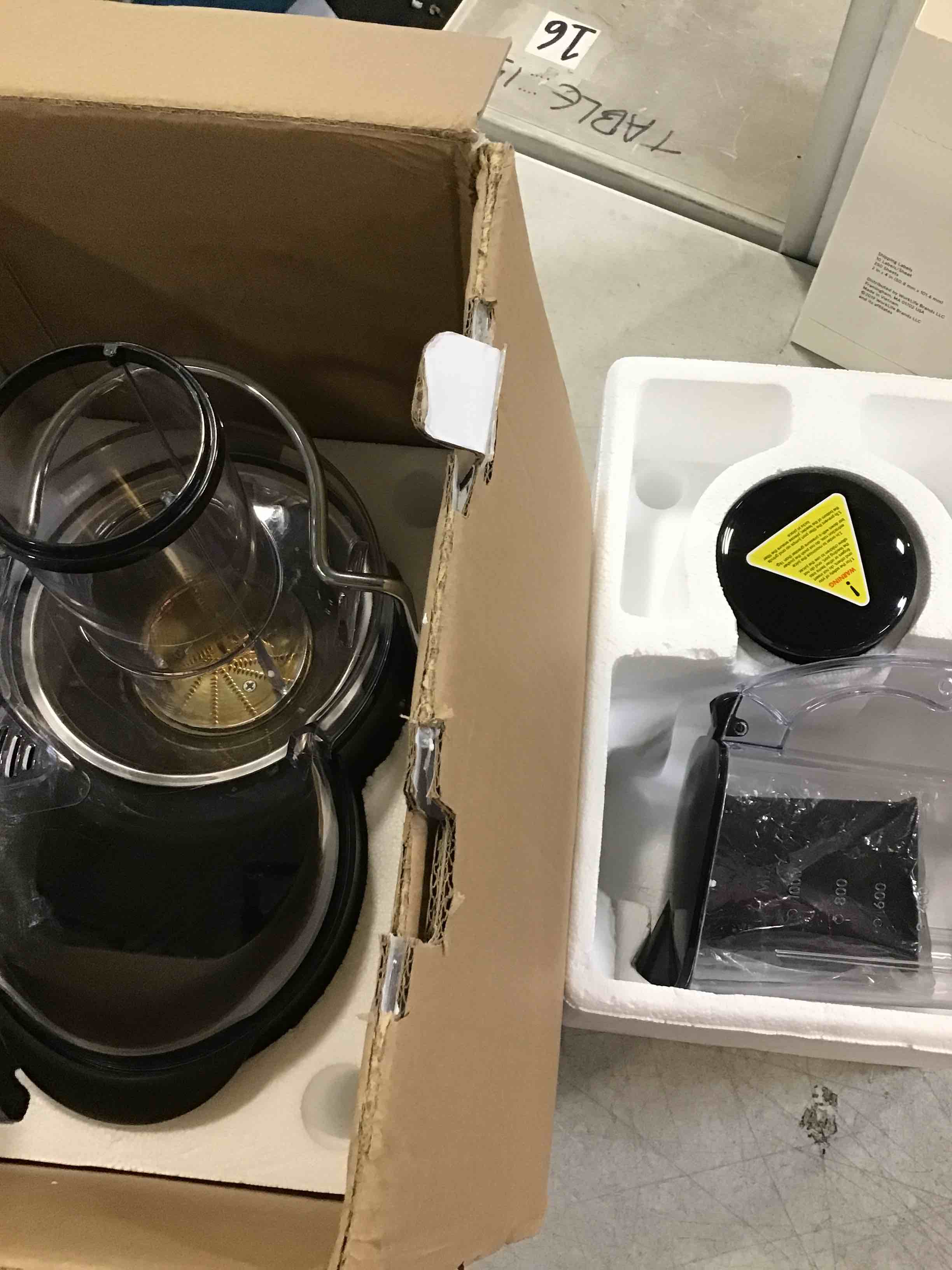 https://s3.amazonaws.com/lotting-images-prod/bidfta/GRA0139589_1728056560536.jpeg