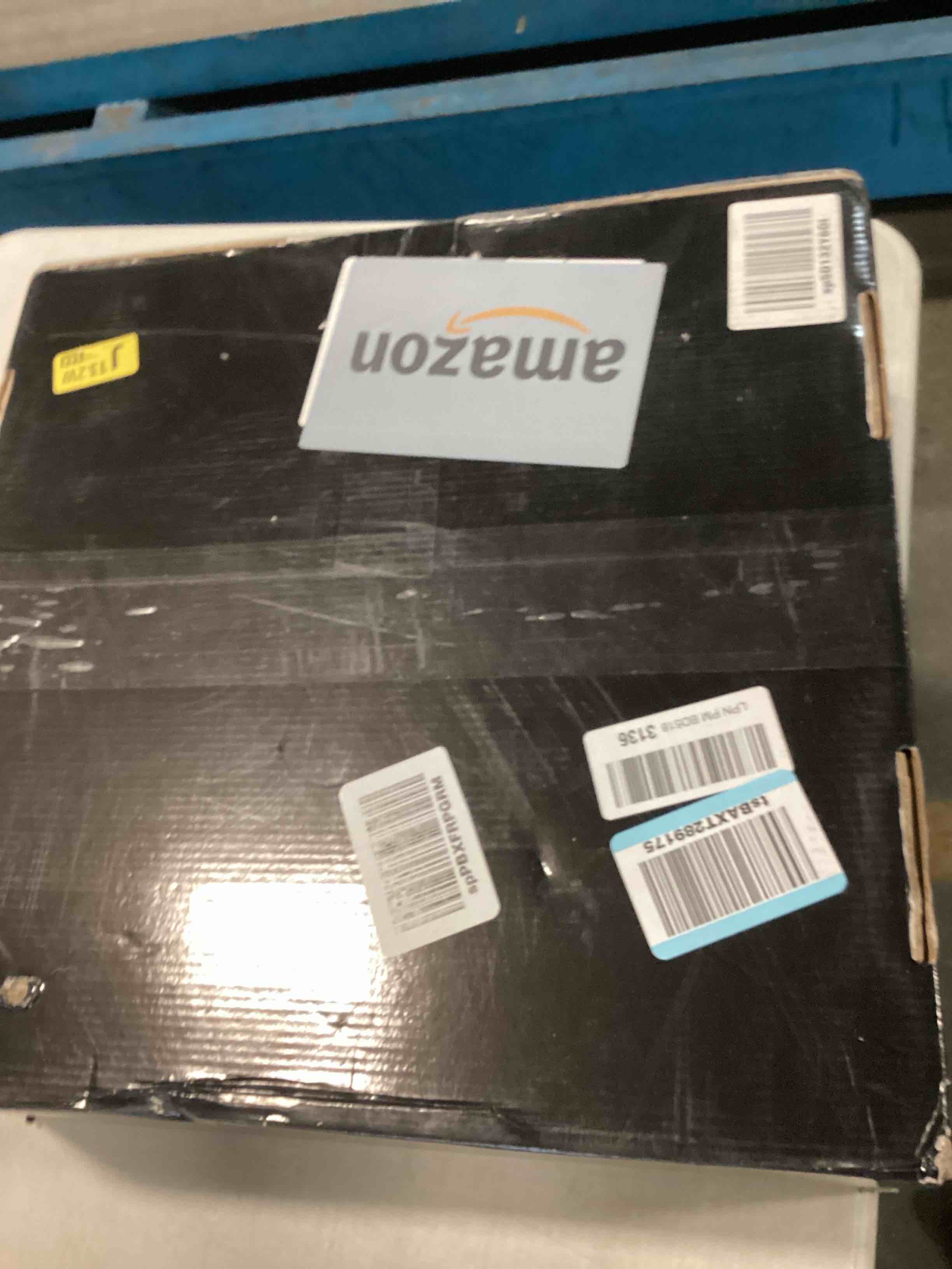 https://s3.amazonaws.com/lotting-images-prod/bidfta/GRA0139868_1726669412114.jpeg