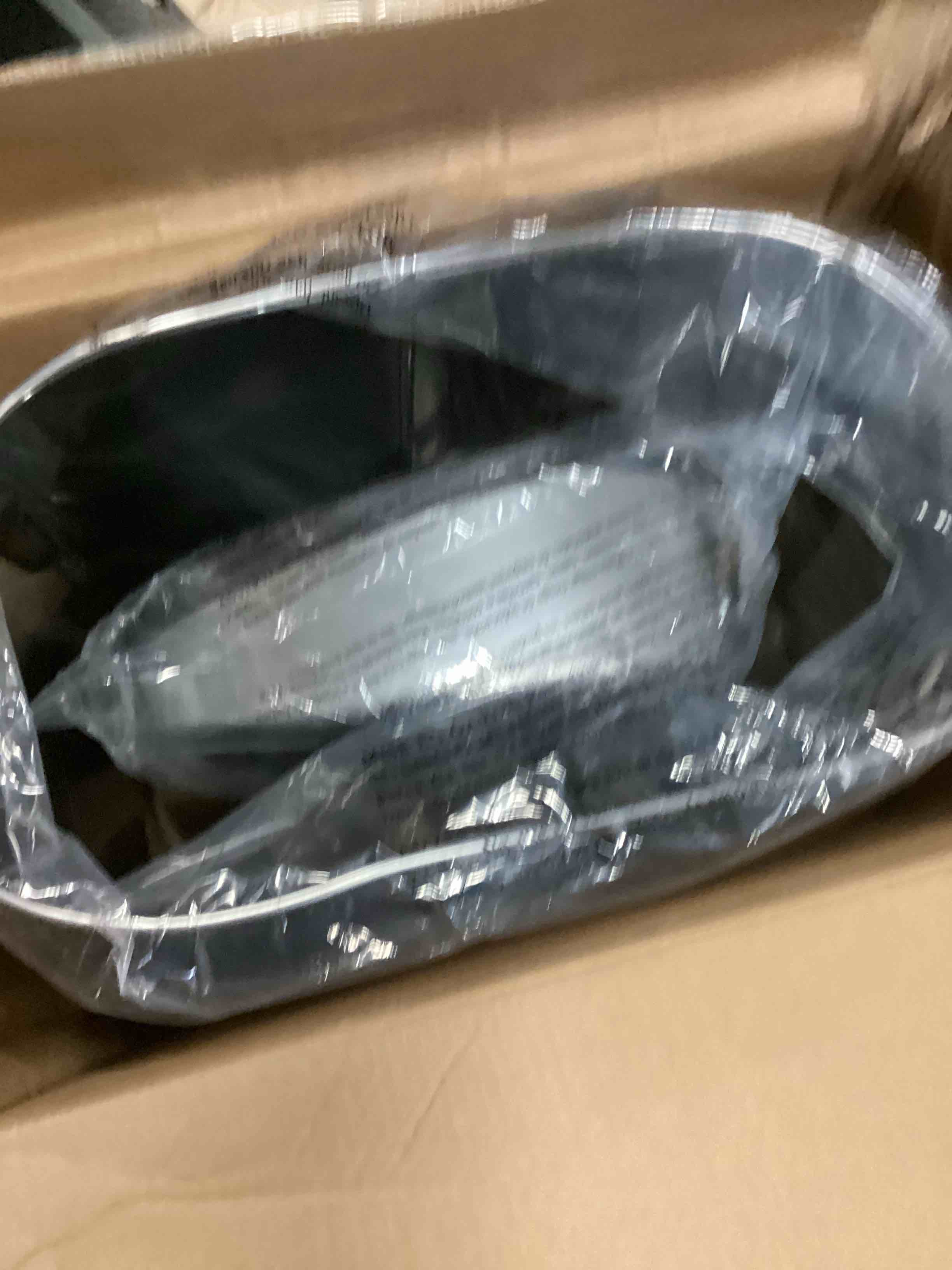 https://s3.amazonaws.com/lotting-images-prod/bidfta/GRA0141124_1727977383118.jpeg