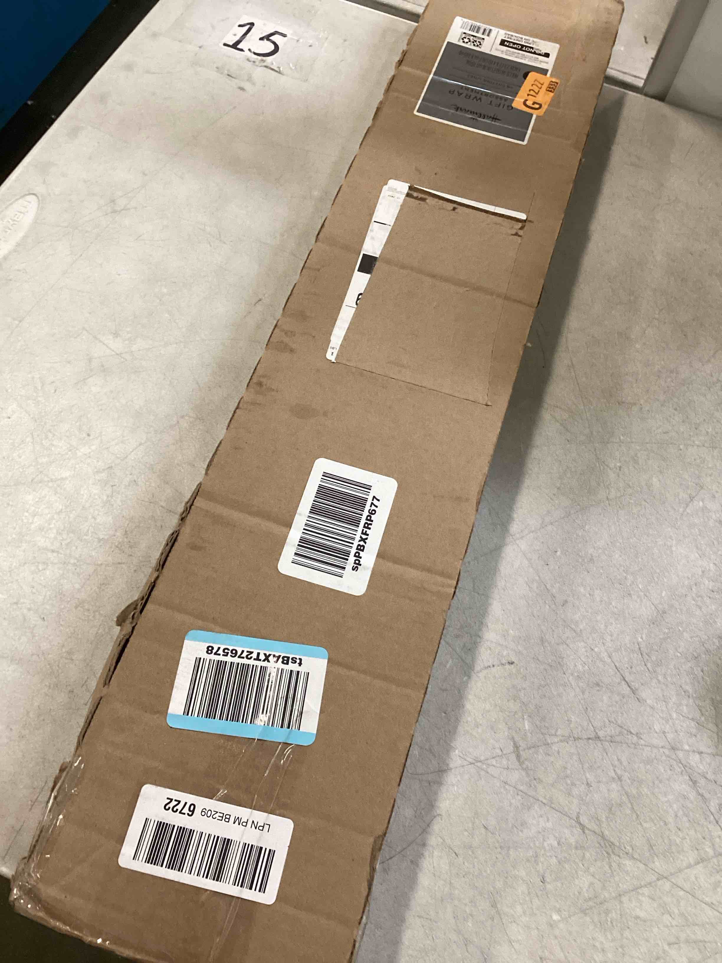 https://s3.amazonaws.com/lotting-images-prod/bidfta/GRA0141981_1726682610718.jpeg