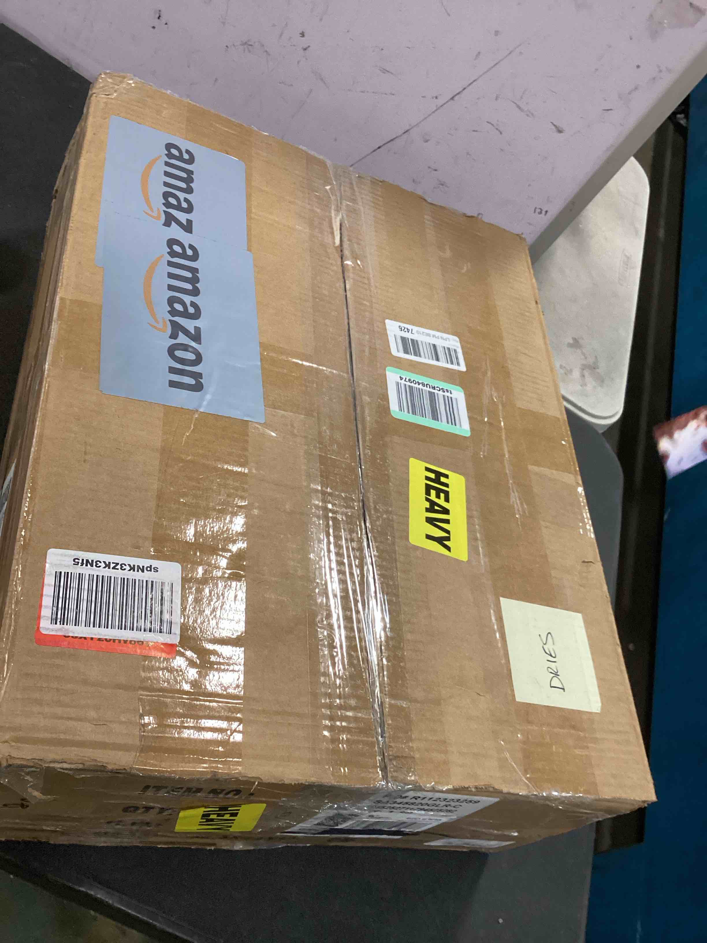 https://s3.amazonaws.com/lotting-images-prod/bidfta/GRA0142464_1727453402074.jpeg