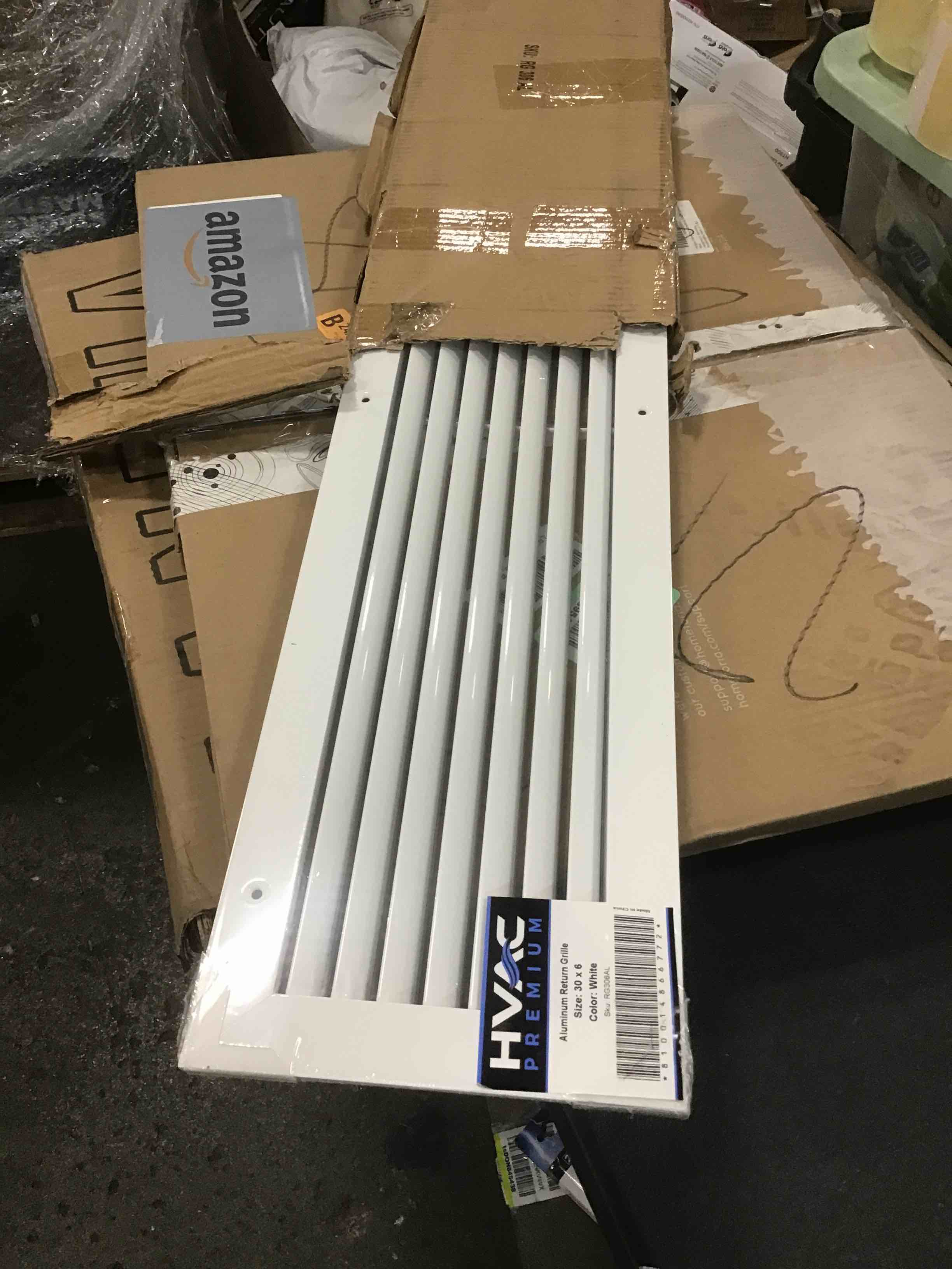 https://s3.amazonaws.com/lotting-images-prod/bidfta/GRA0143261_1727150157497.jpeg