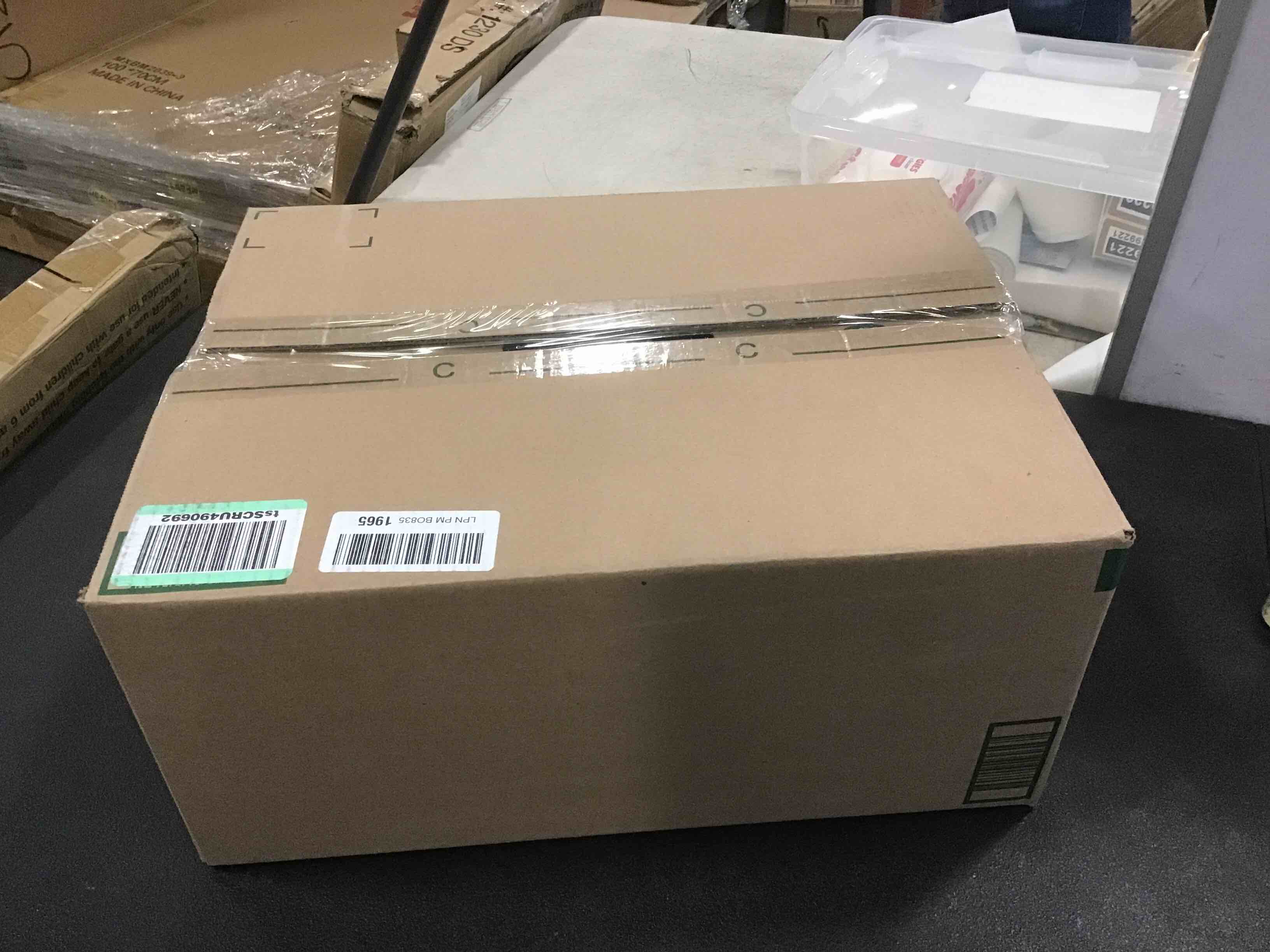 https://s3.amazonaws.com/lotting-images-prod/bidfta/GRA0143942_1726267823583.jpeg