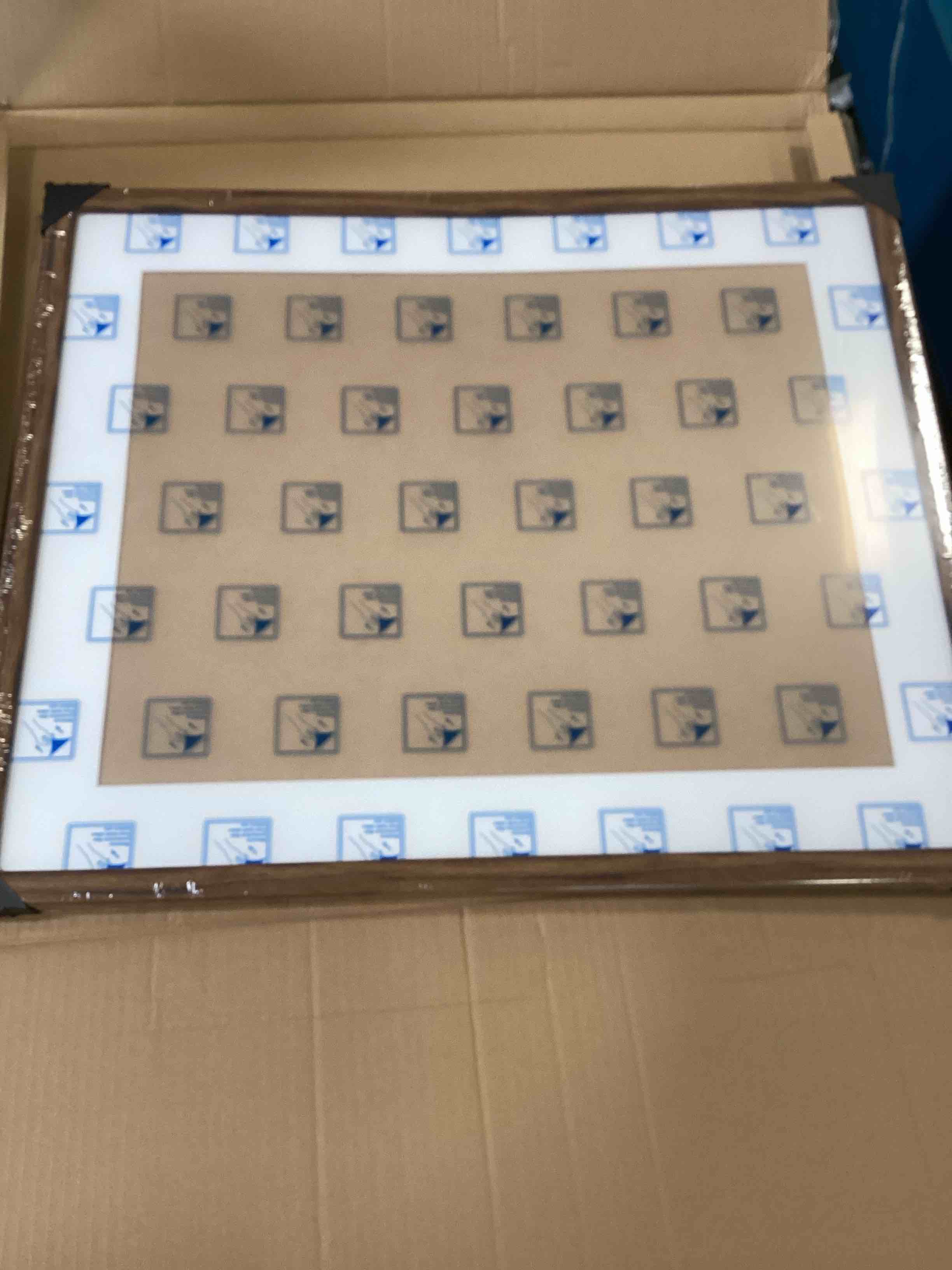 https://s3.amazonaws.com/lotting-images-prod/bidfta/GRA0144205_1726161605816.jpeg