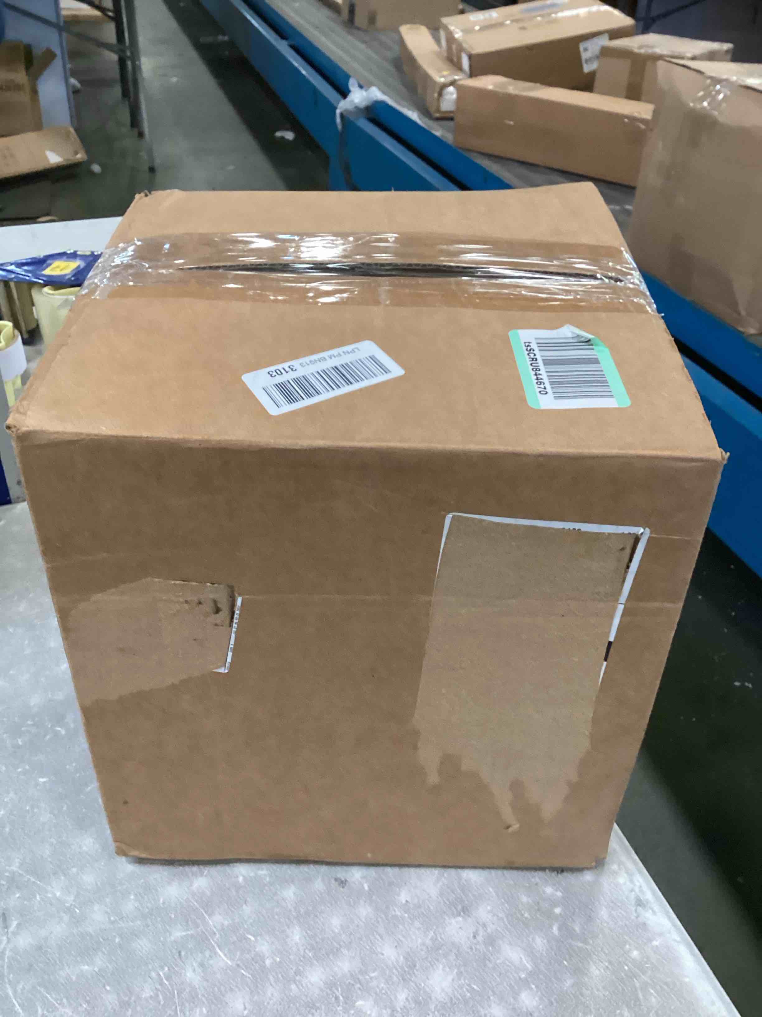 https://s3.amazonaws.com/lotting-images-prod/bidfta/GRA0144993_1726756563691.jpeg