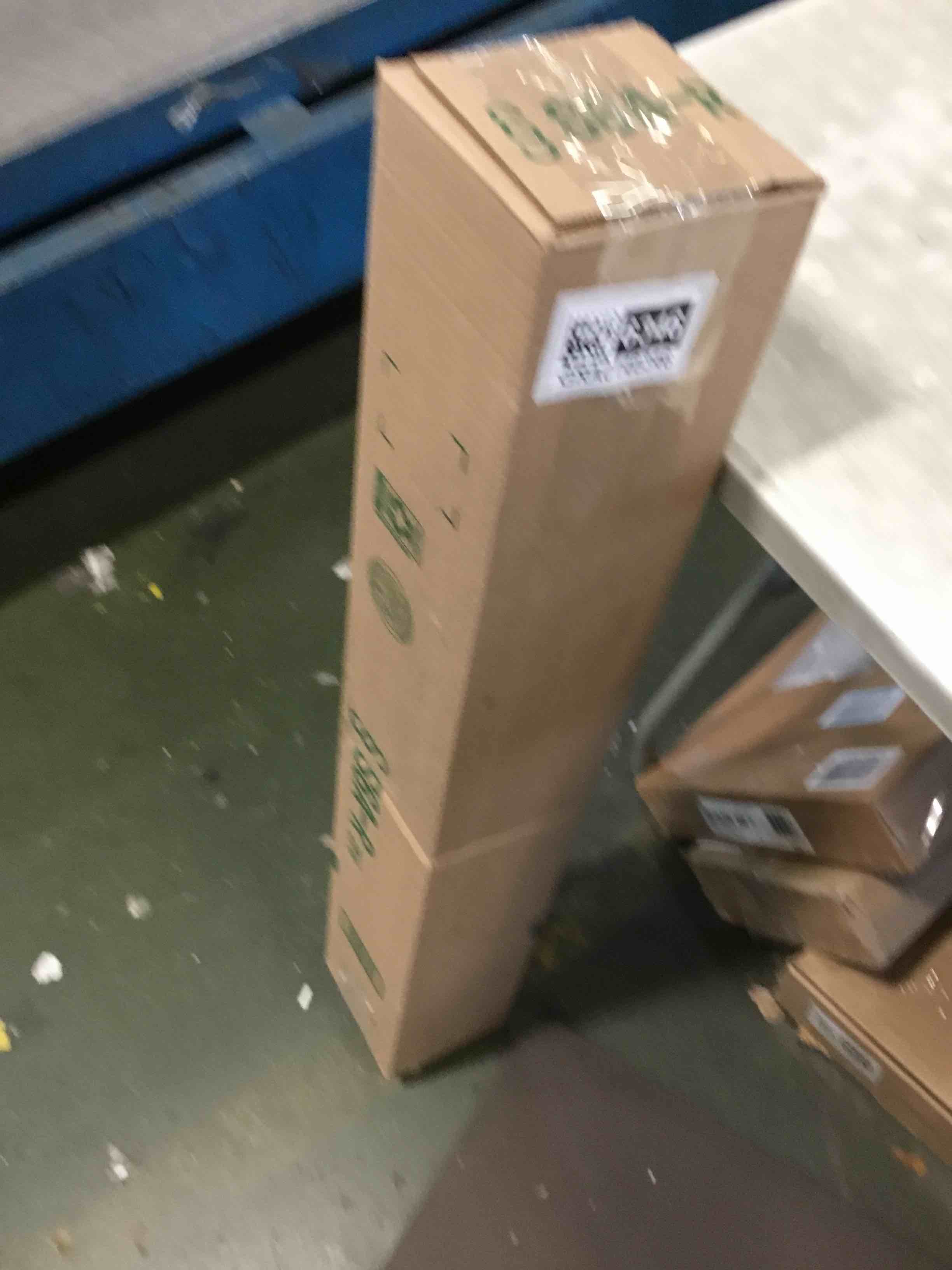 https://s3.amazonaws.com/lotting-images-prod/bidfta/GRA0146346_1732634677319.jpeg