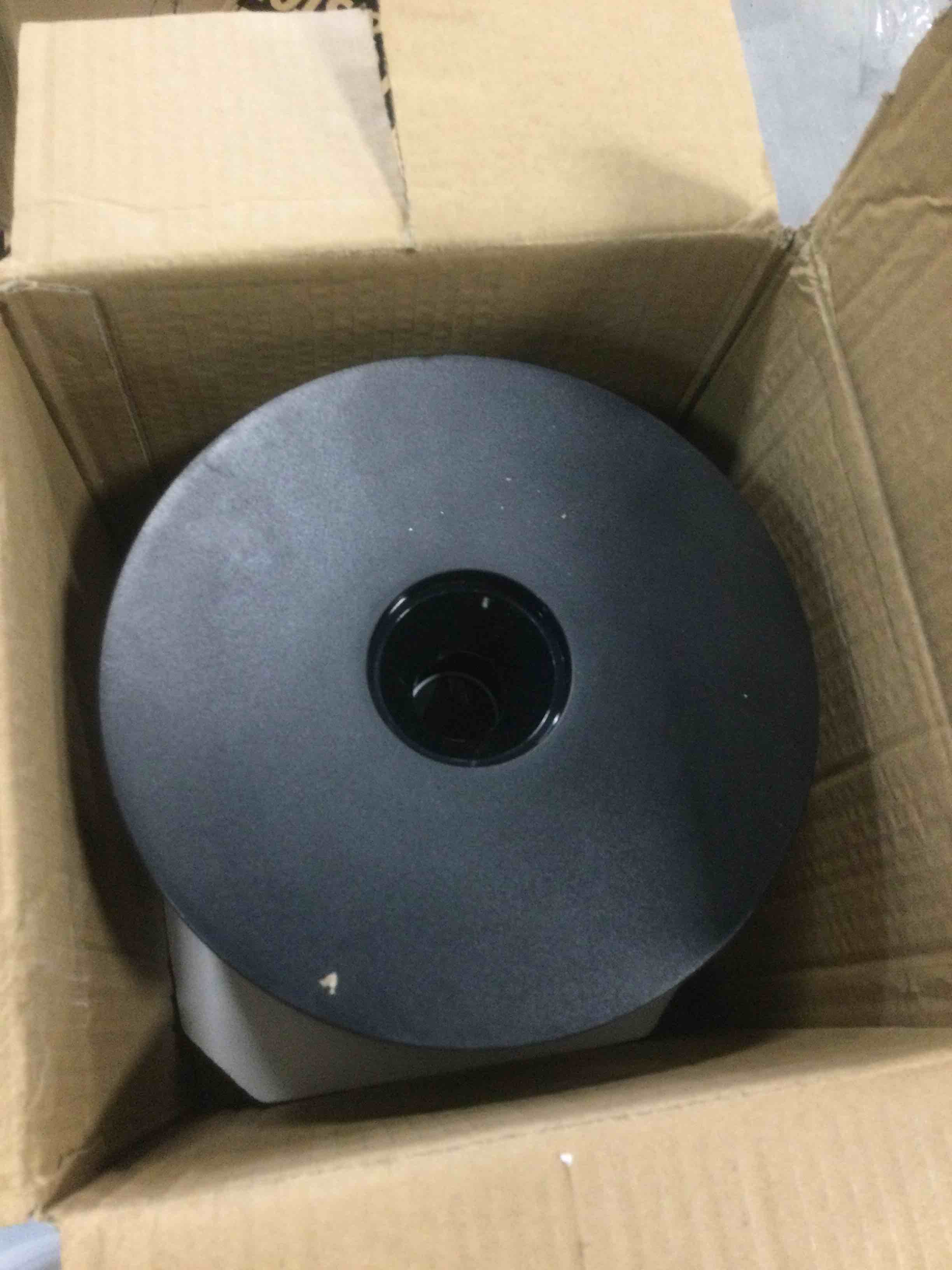 https://s3.amazonaws.com/lotting-images-prod/bidfta/GRA0146428_1732550065301.jpeg