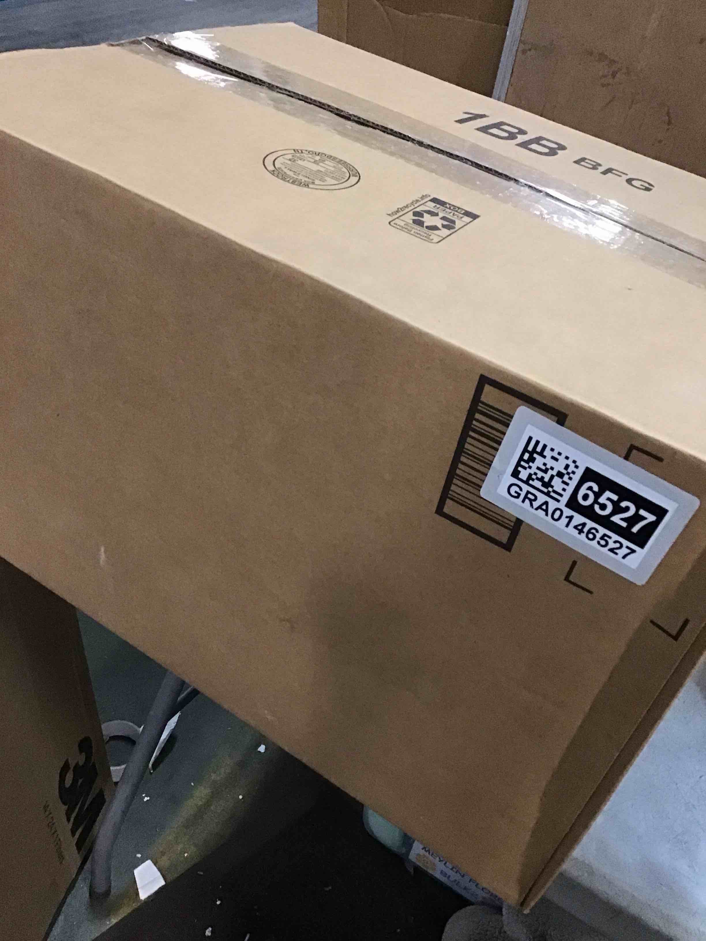 https://s3.amazonaws.com/lotting-images-prod/bidfta/GRA0146527_1732304075892.jpeg