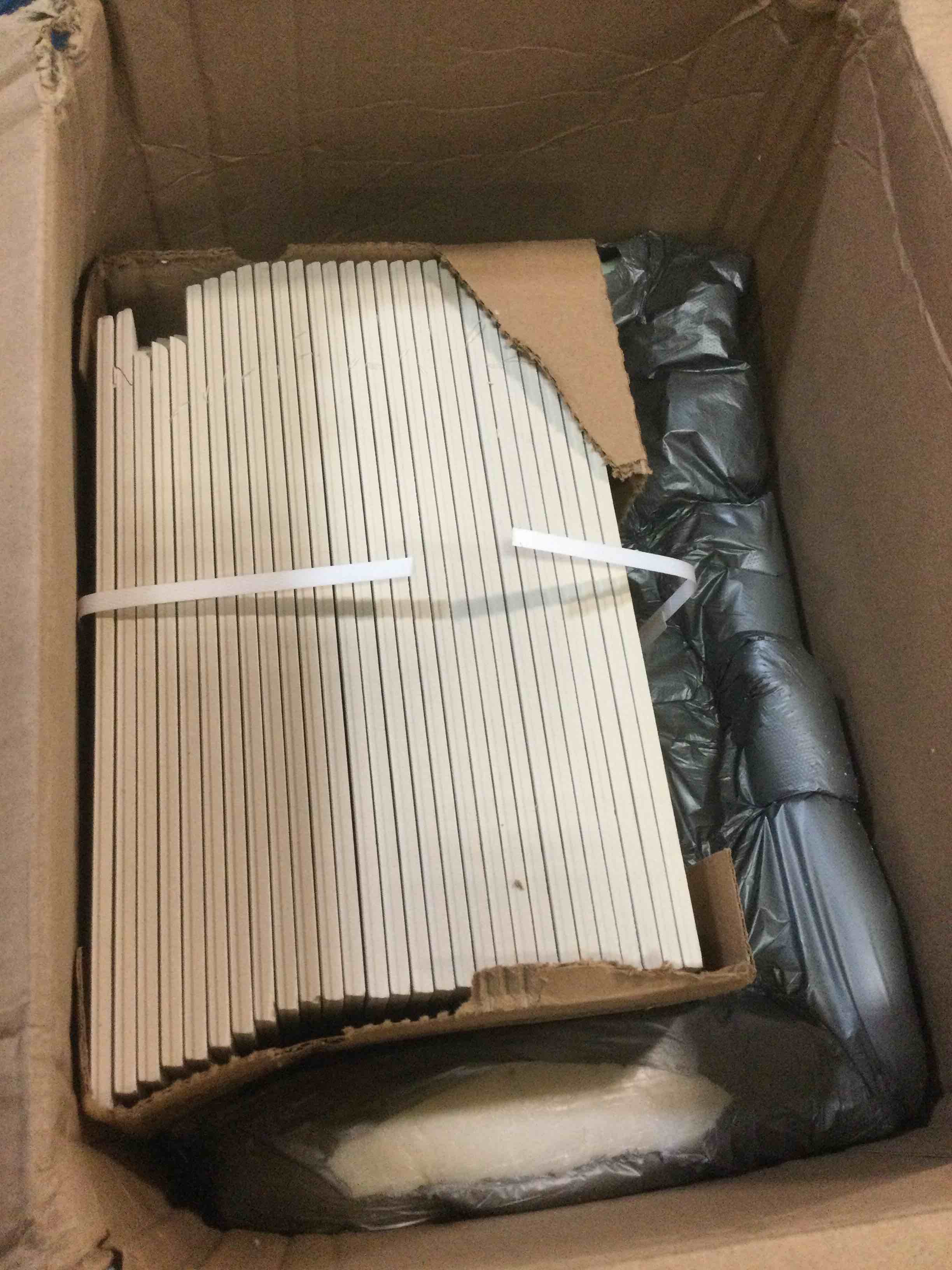 https://s3.amazonaws.com/lotting-images-prod/bidfta/GRA0146696_1732221506116.jpeg