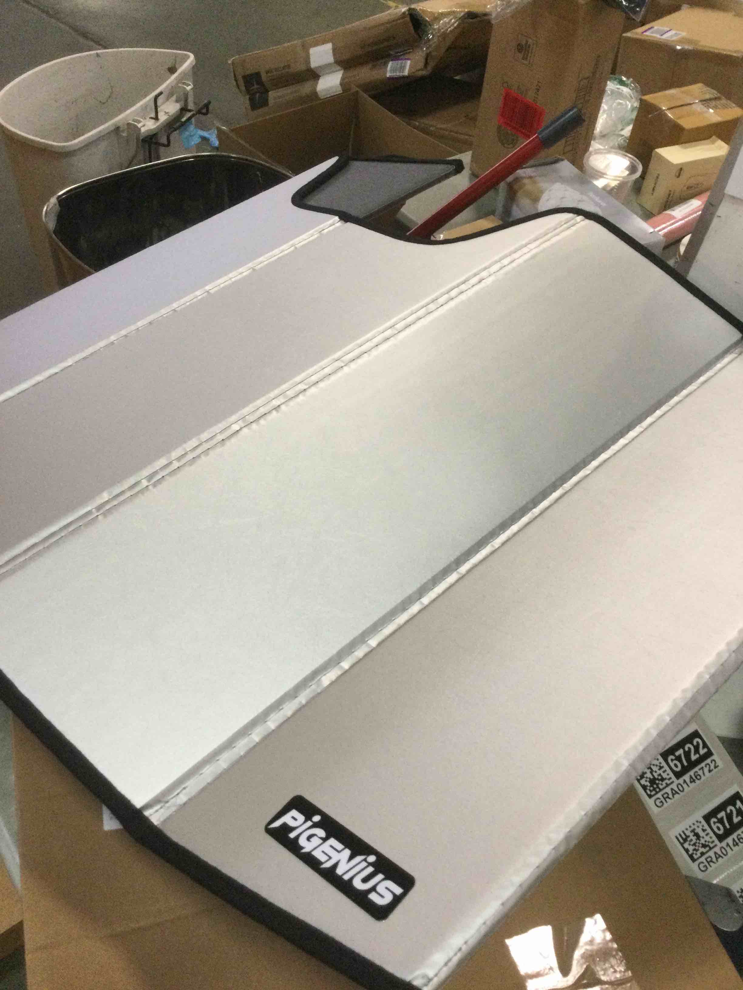 Car Windshield Sun Shade fits 2017-2023 BMW 5 Series,Car Window Shades-Metallic