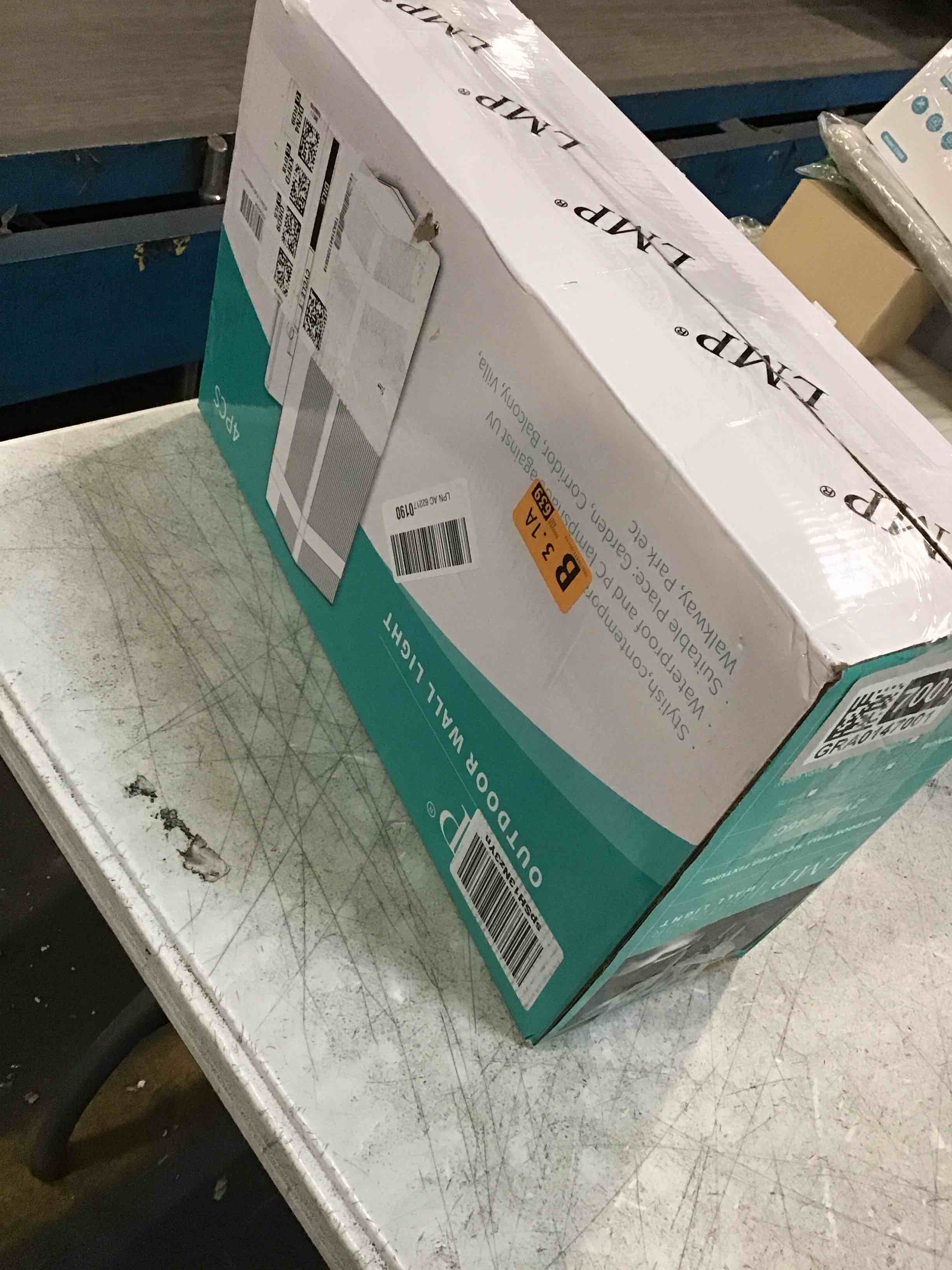 https://s3.amazonaws.com/lotting-images-prod/bidfta/GRA0147001_1732132404830.jpeg