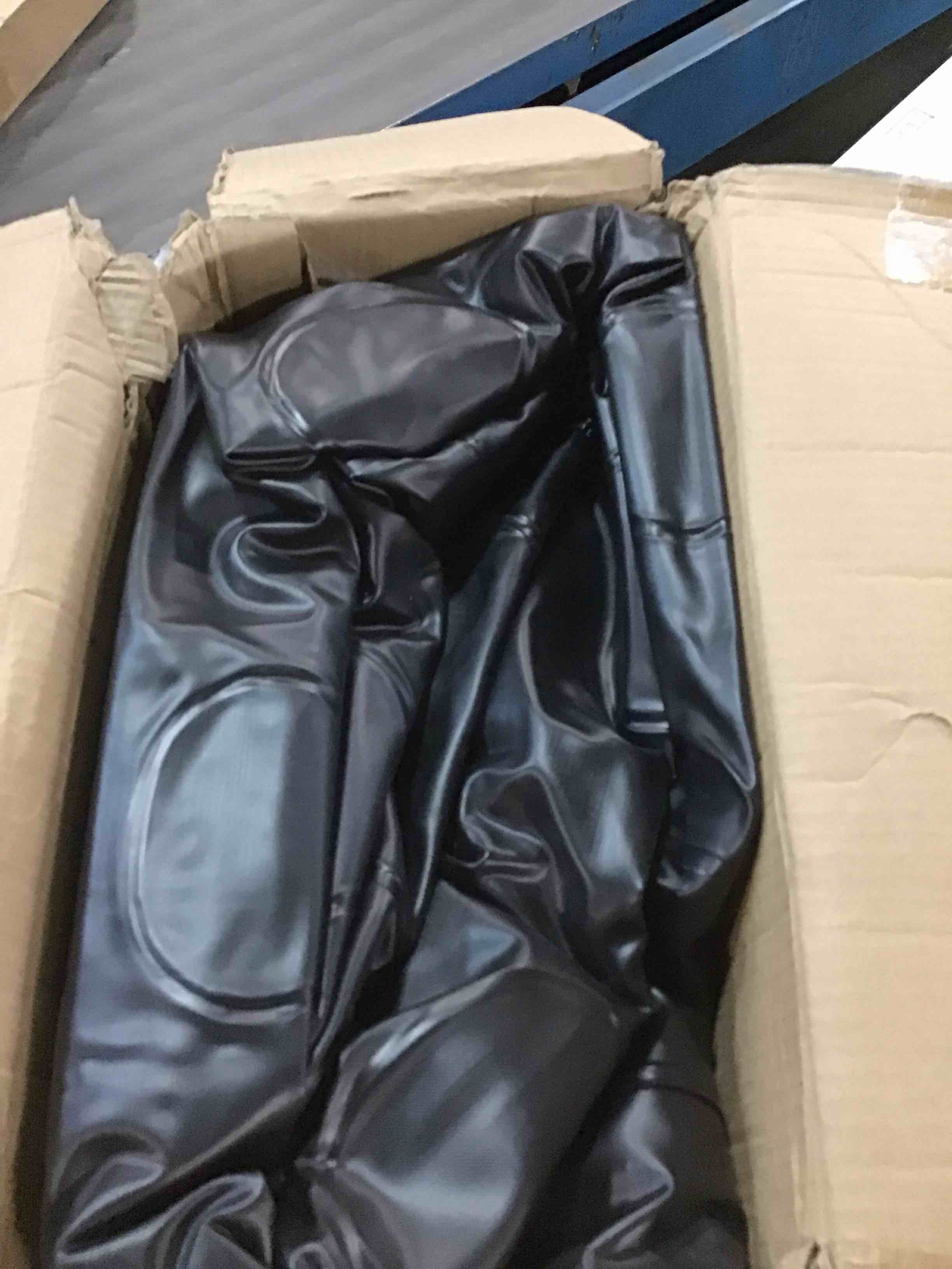 https://s3.amazonaws.com/lotting-images-prod/bidfta/GRA0147631_1726282523114.jpeg