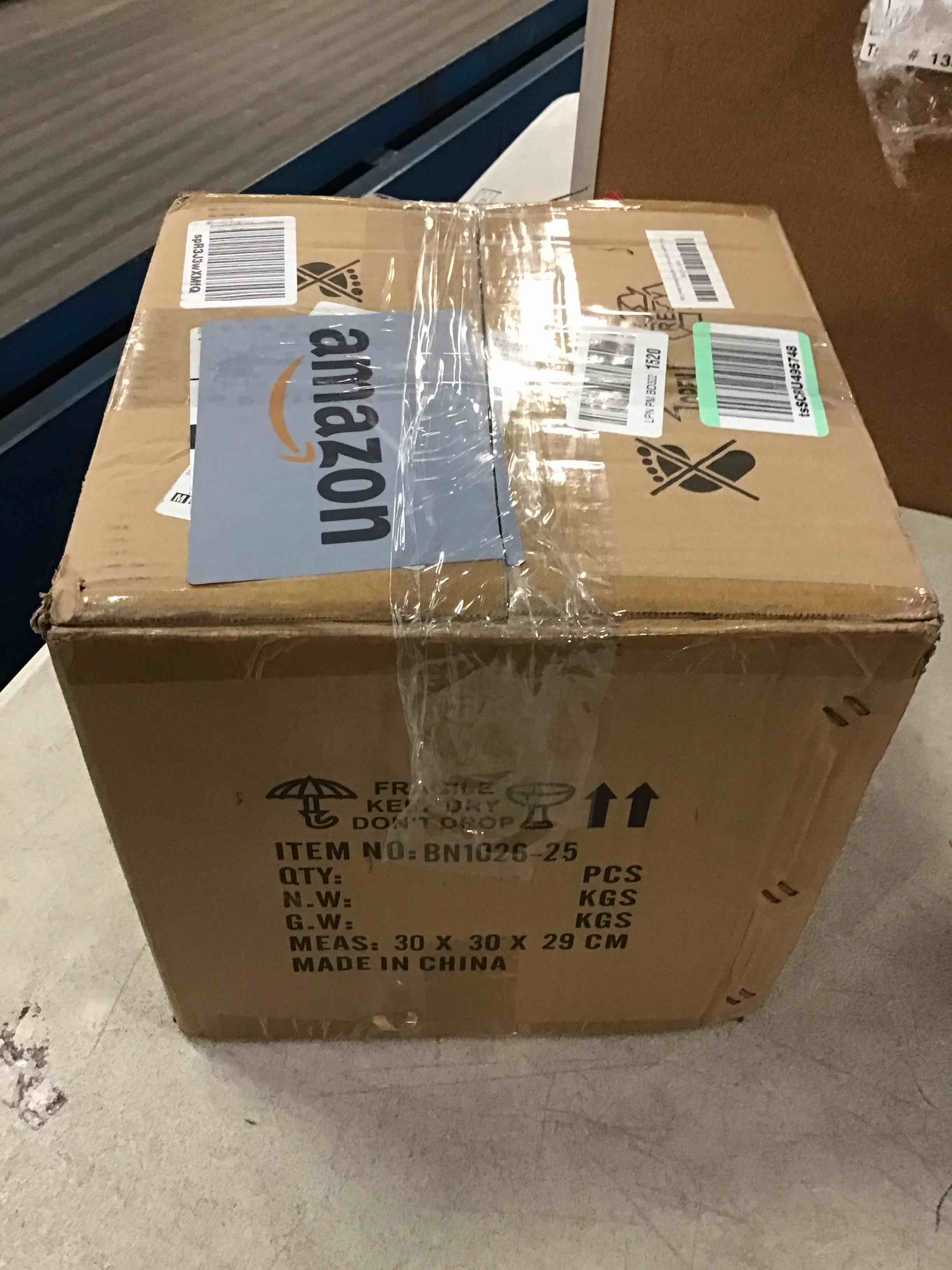https://s3.amazonaws.com/lotting-images-prod/bidfta/GRA0147688_1726265690605.jpeg