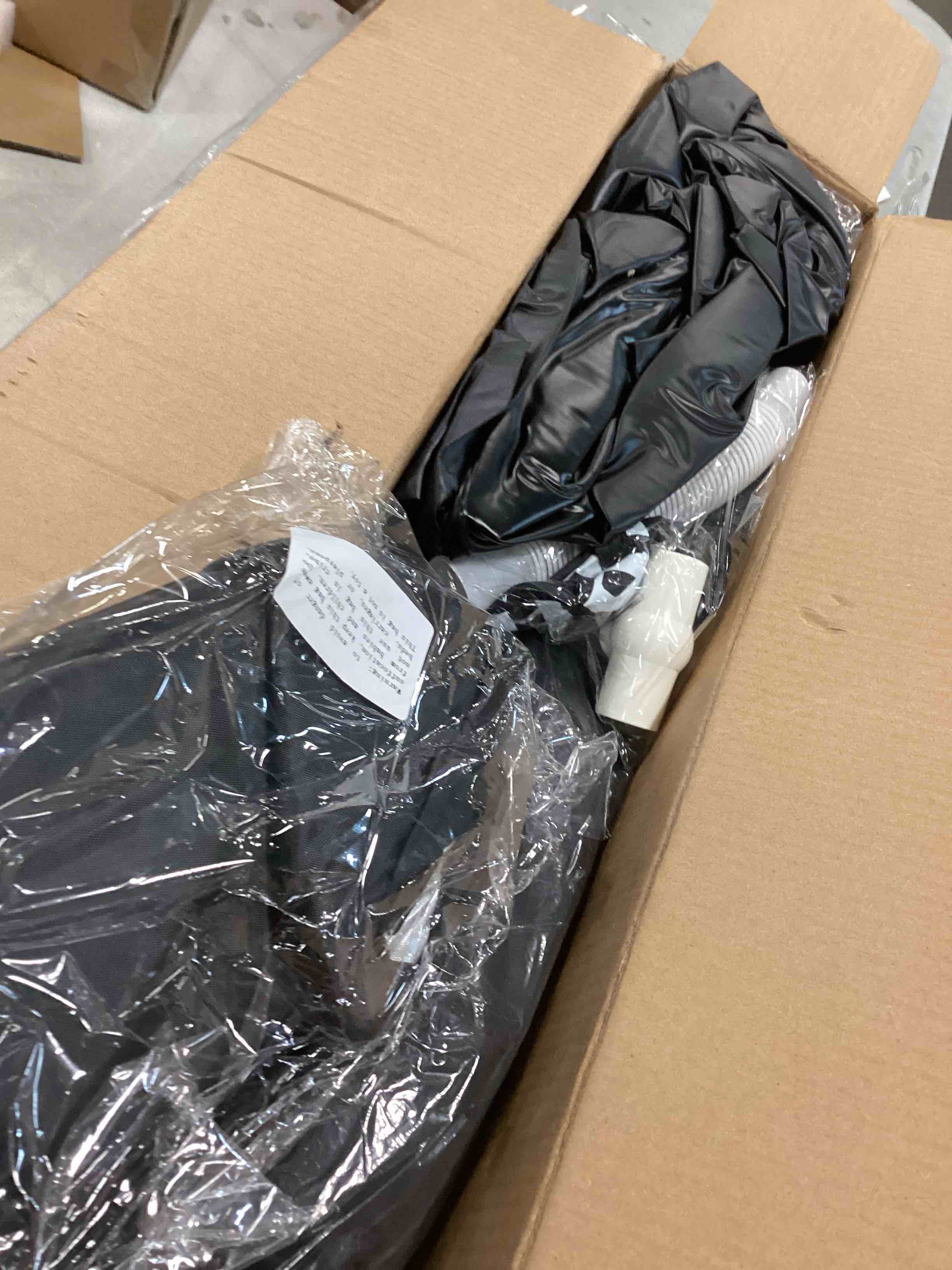 https://s3.amazonaws.com/lotting-images-prod/bidfta/GRA0148507_1727122143252.jpeg