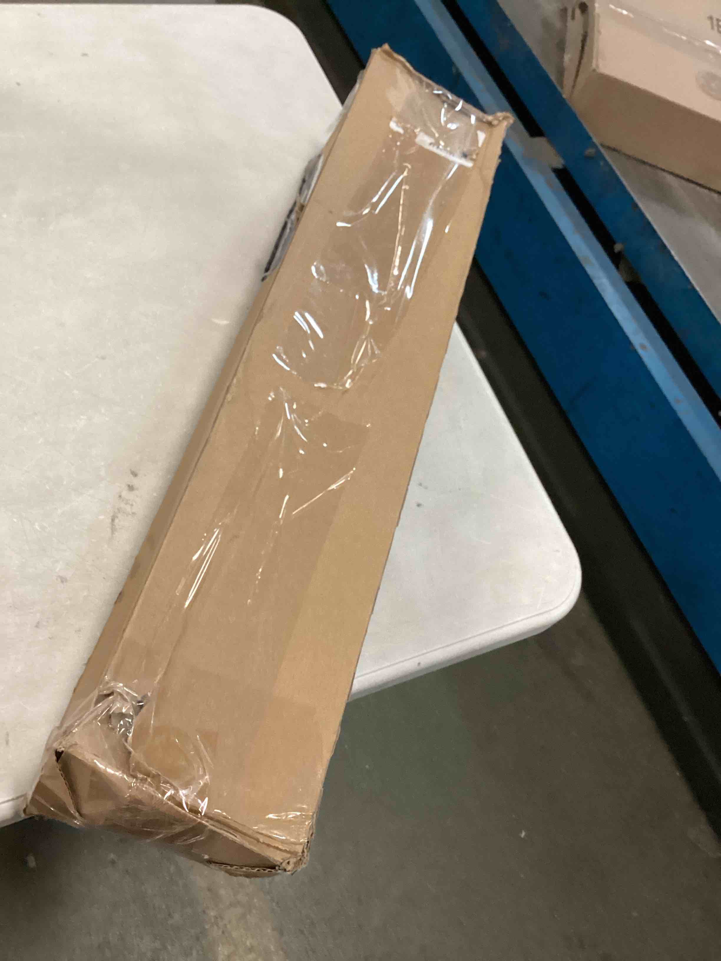 https://s3.amazonaws.com/lotting-images-prod/bidfta/GRA0148508_1727121995436.jpeg