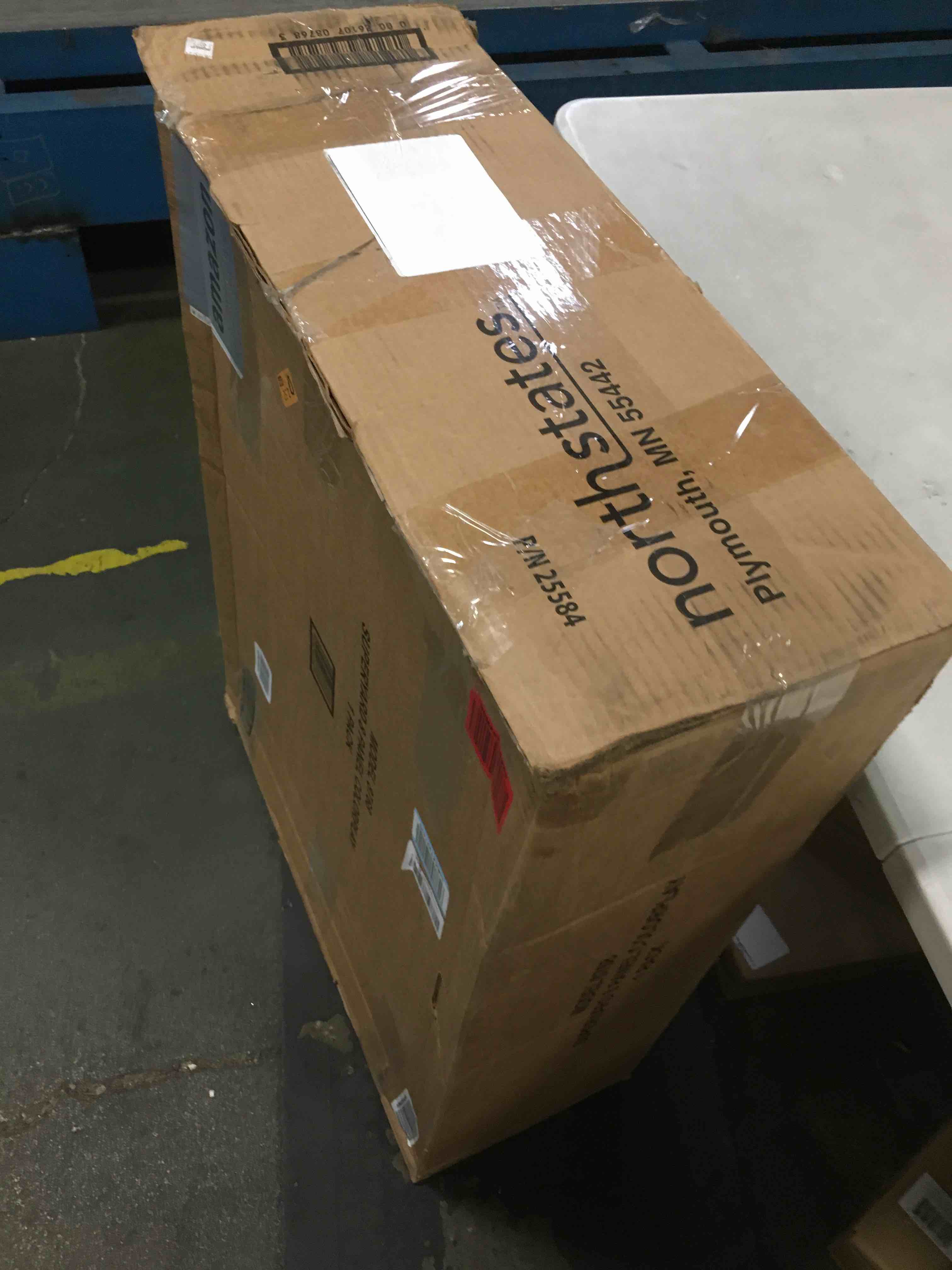 https://s3.amazonaws.com/lotting-images-prod/bidfta/GRA0148849_1726925176037.jpeg