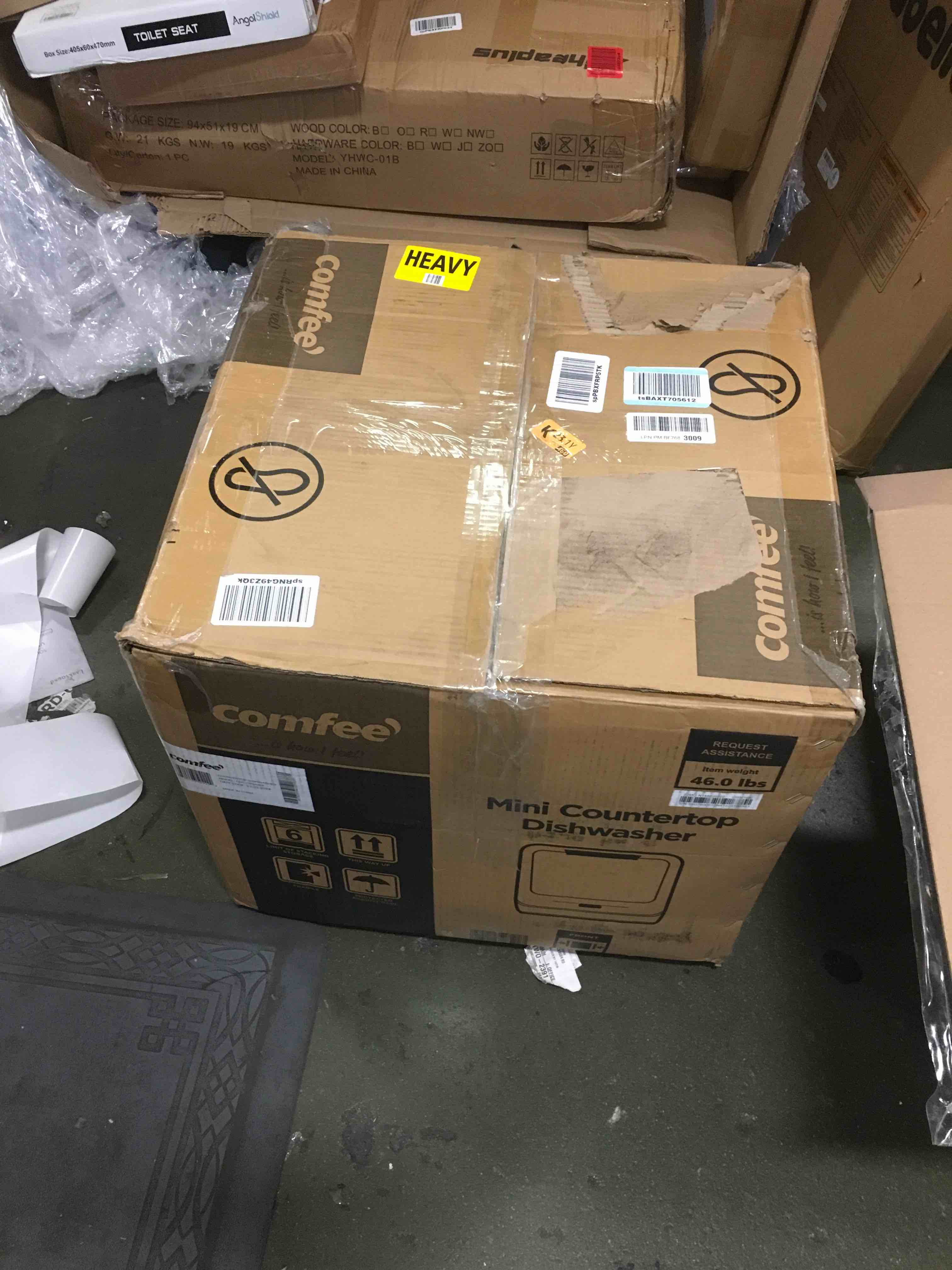 https://s3.amazonaws.com/lotting-images-prod/bidfta/GRA0149375_1726680583067.jpeg
