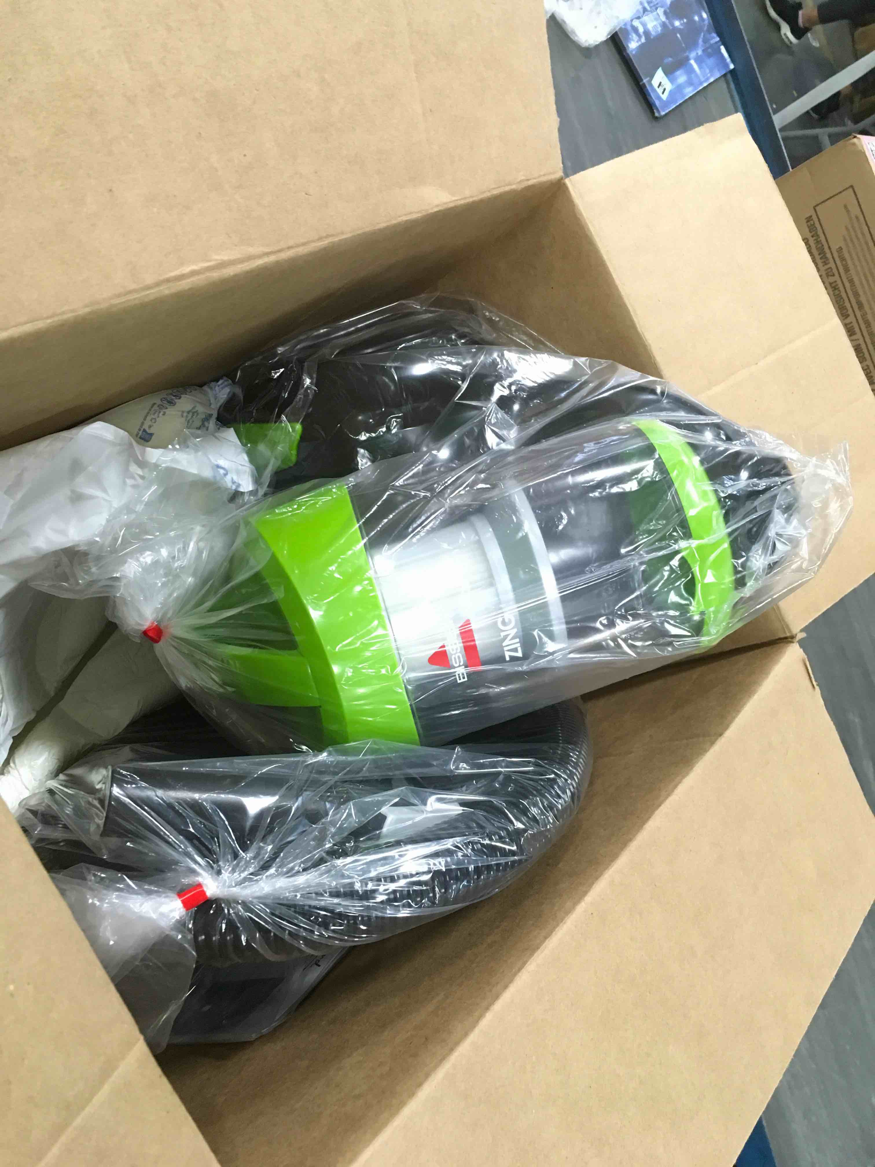 BISSELL Zing Lightweight, Bagless Canister Vacuum, 2156A,Black/Citrus Lime