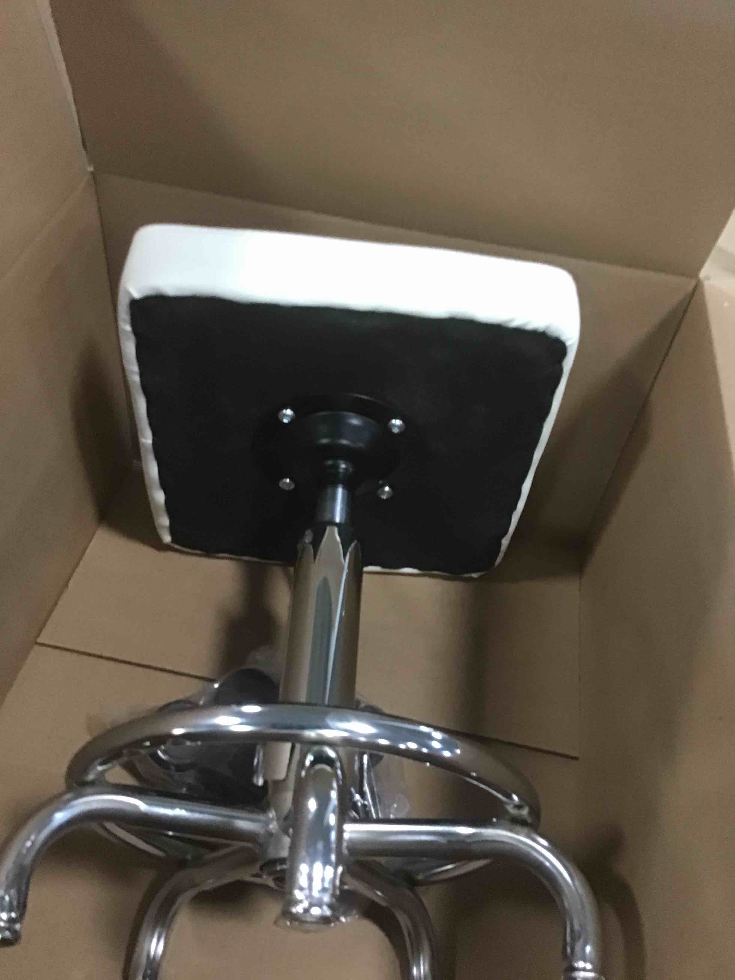 https://s3.amazonaws.com/lotting-images-prod/bidfta/GRA0149909_1726258597389.jpeg
