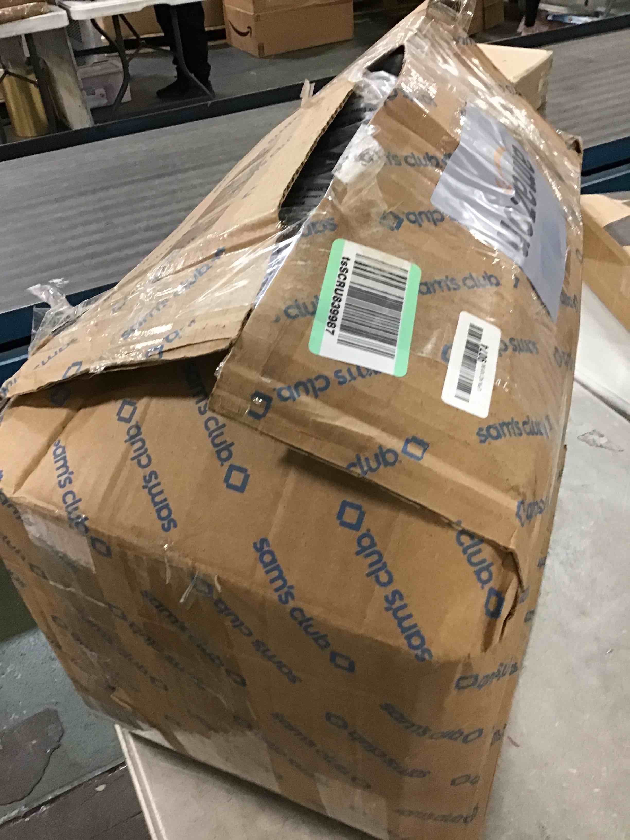 https://s3.amazonaws.com/lotting-images-prod/bidfta/GRA0150405_1727401492268.jpeg