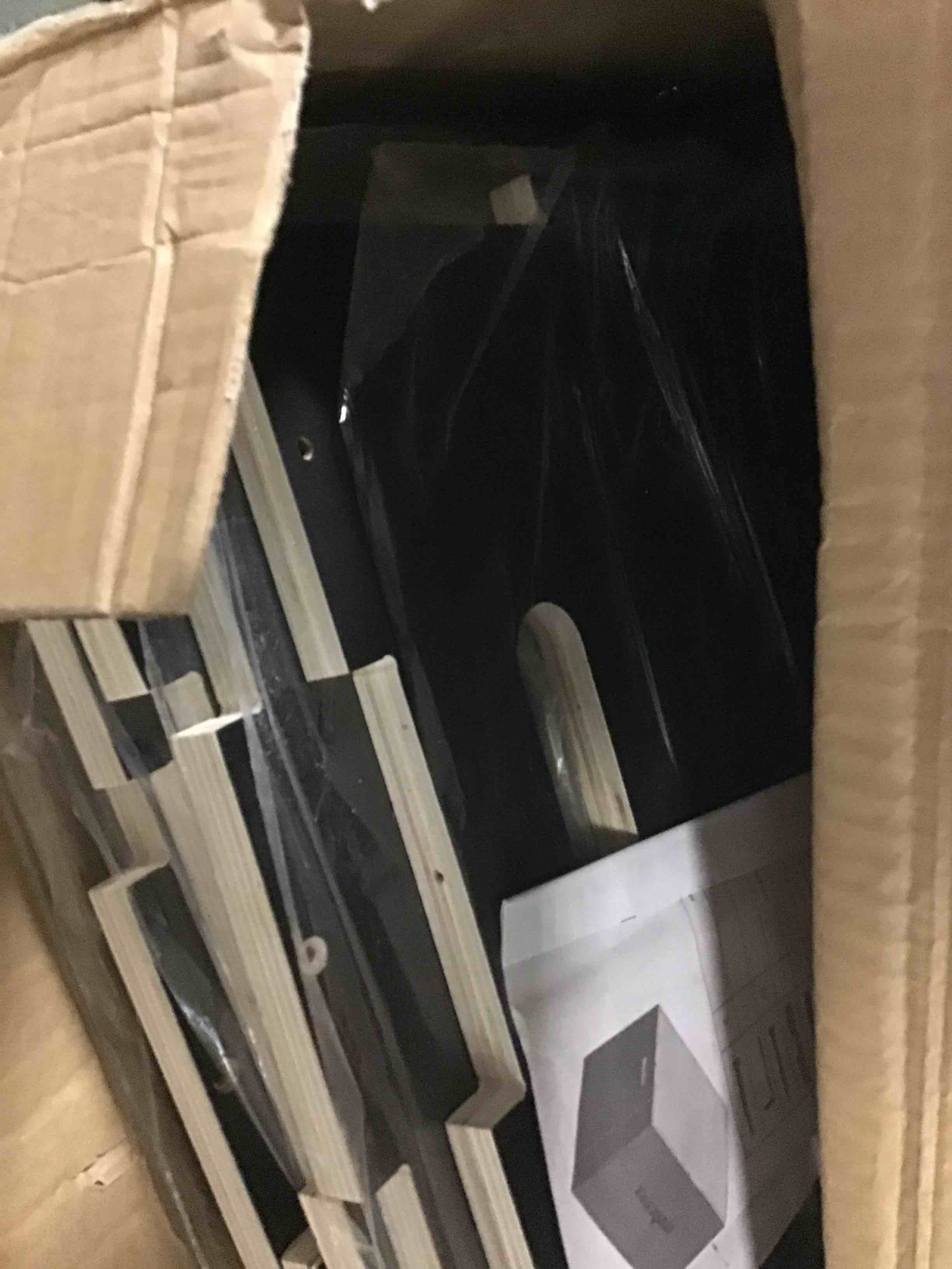 https://s3.amazonaws.com/lotting-images-prod/bidfta/GRA0150556_1727316967079.jpeg