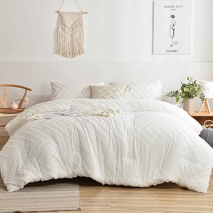 Bedsure Boho Comforter Set Full - White Tufted Shabby Chic Bedding Comforter Set for All Seasons, 3 Pieces Western Comforter Set Farmhouse Modern Embroidery Bed Set for Women Men Girls