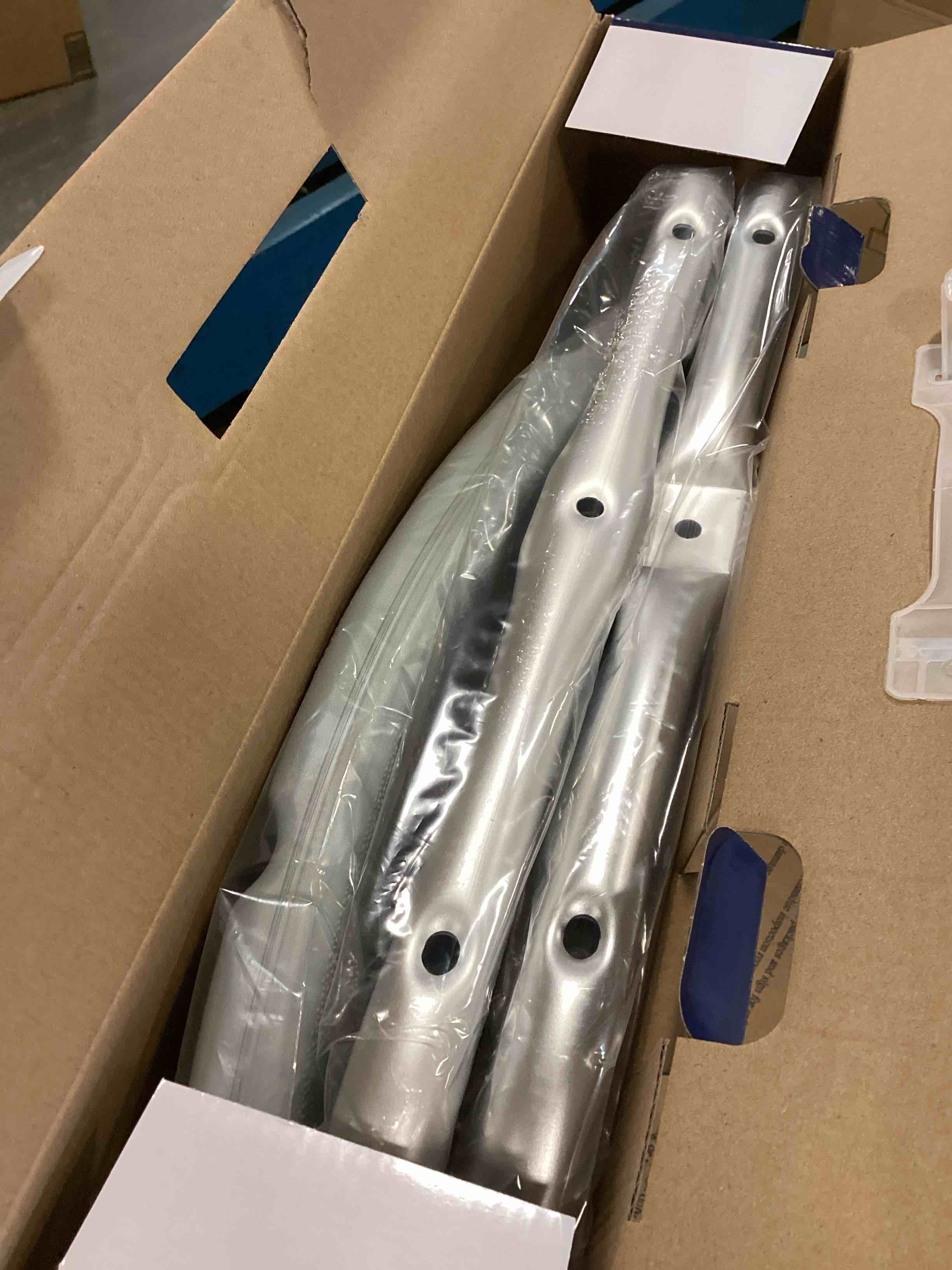 Drive Medical RTL12203KDR Shower Chair, Adjustable Shower Stool with Suction Feet, Shower Seat