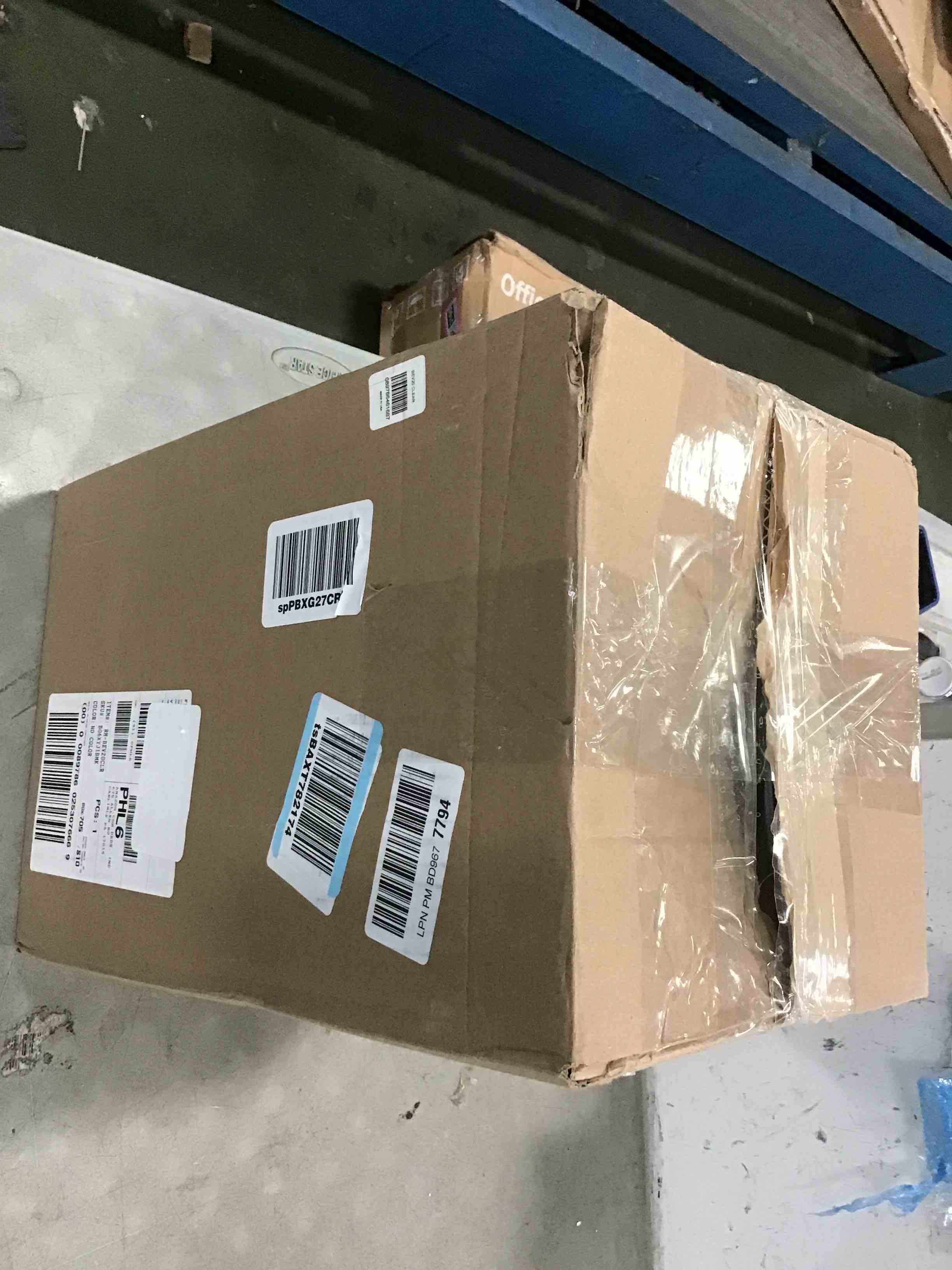 https://s3.amazonaws.com/lotting-images-prod/bidfta/GRA0154697_1727294106952.jpeg