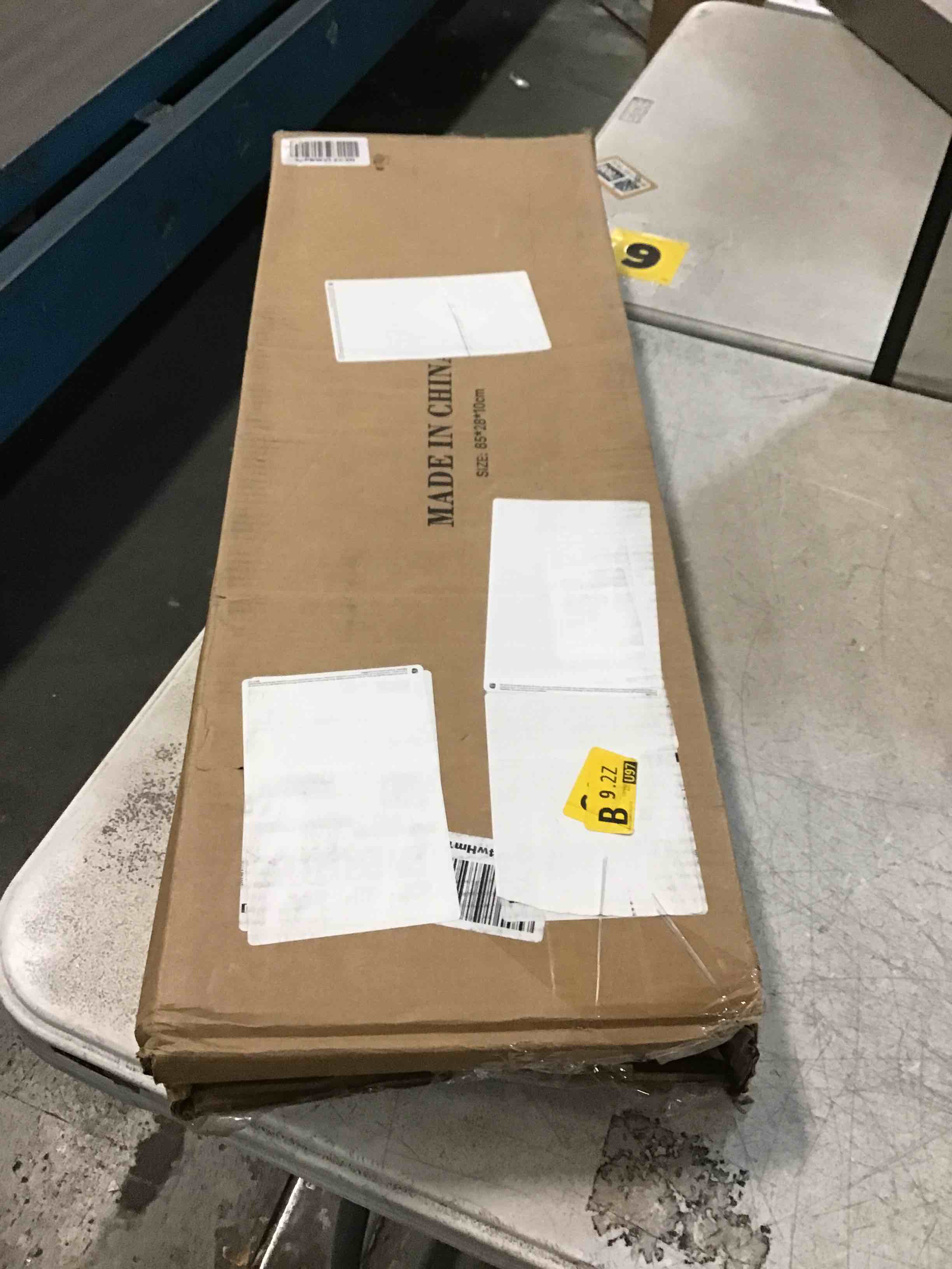 https://s3.amazonaws.com/lotting-images-prod/bidfta/GRA0156080_1733977428981.jpeg