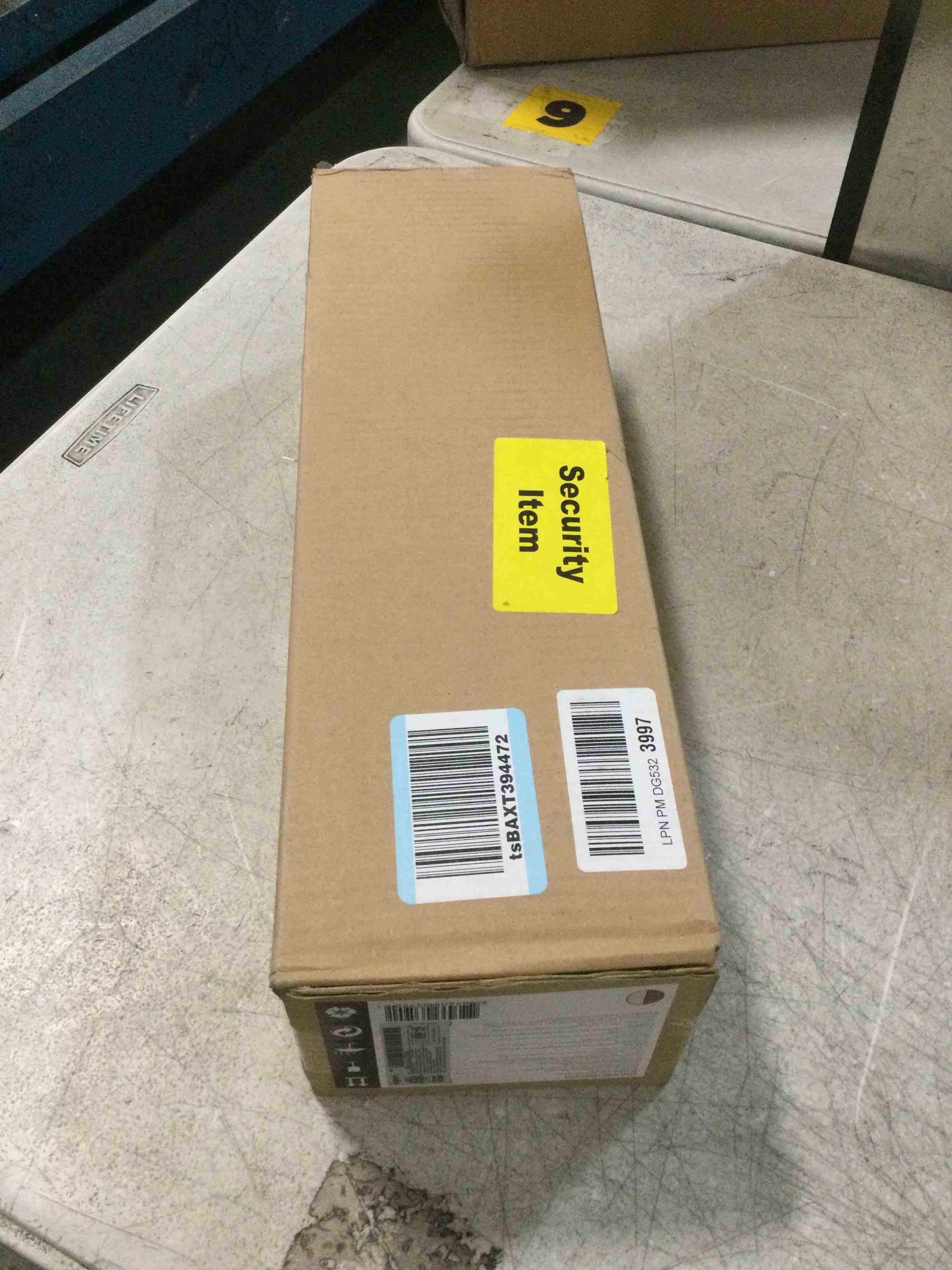 https://s3.amazonaws.com/lotting-images-prod/bidfta/GRA0156201_1733897012222.jpeg