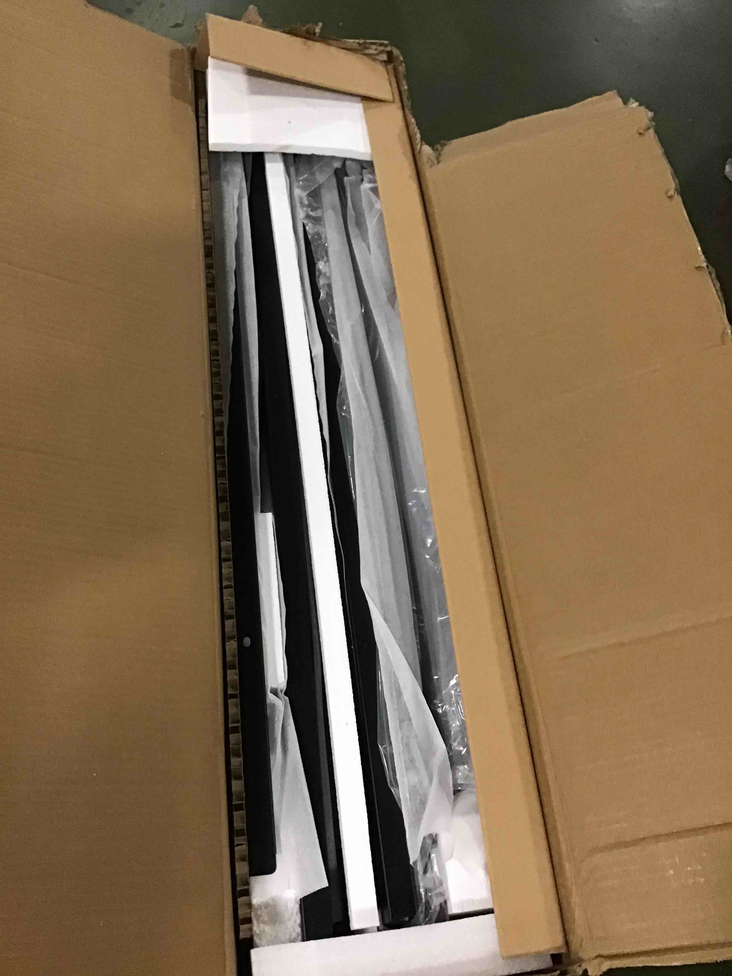 https://s3.amazonaws.com/lotting-images-prod/bidfta/GRA0156345_1733785200404.jpeg