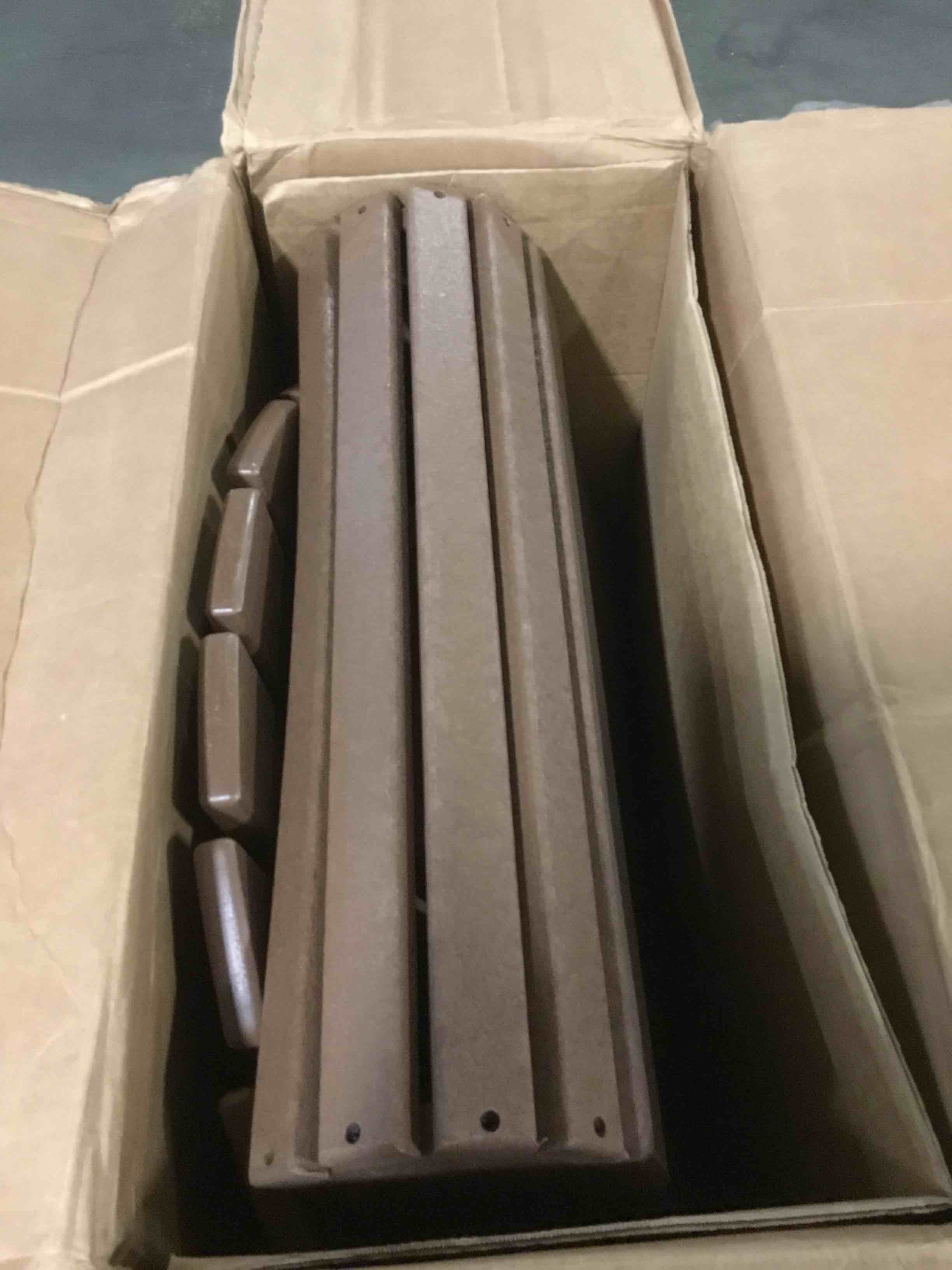 https://s3.amazonaws.com/lotting-images-prod/bidfta/GRA0156370_1733543302180.jpeg
