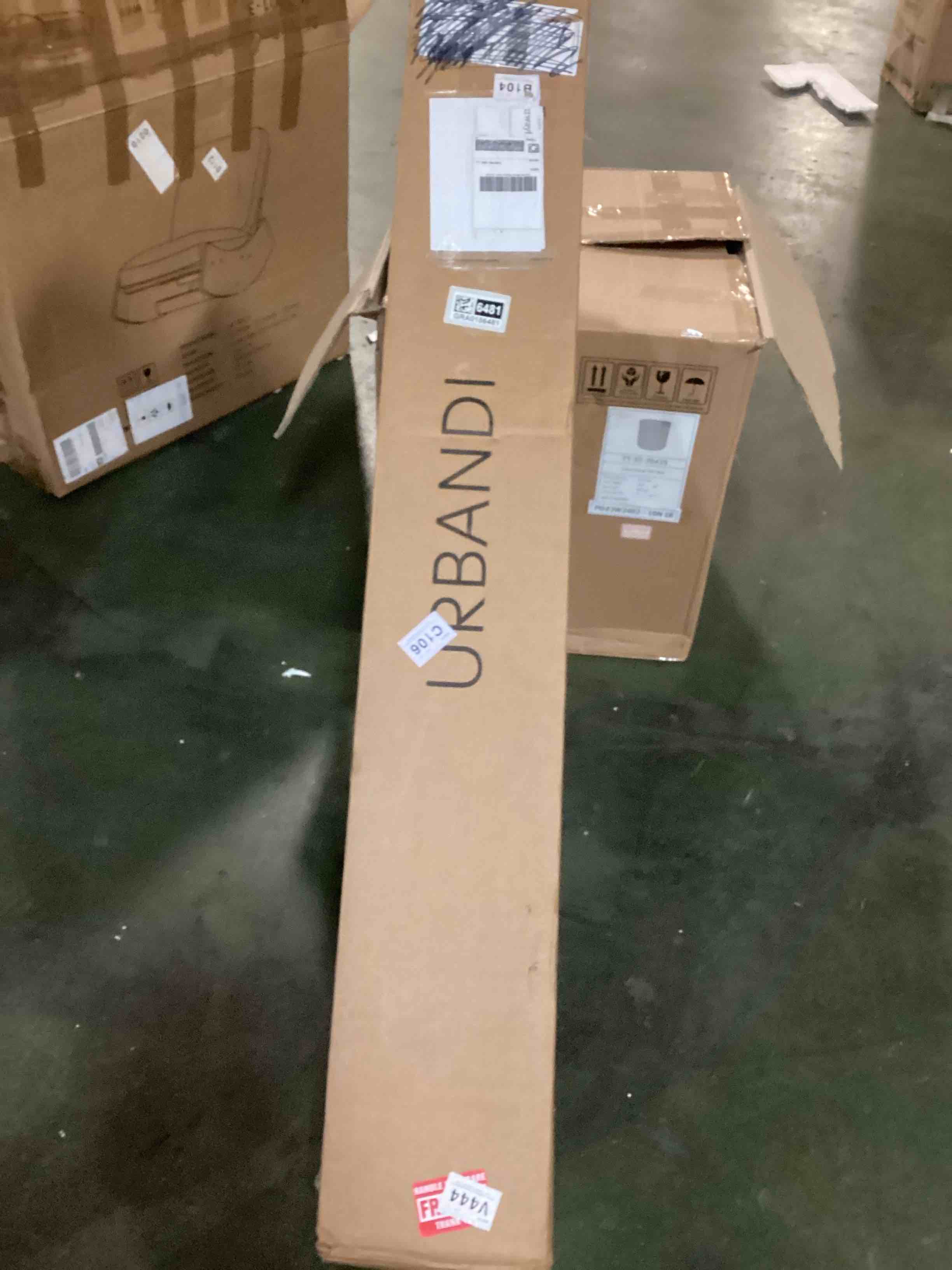 https://s3.amazonaws.com/lotting-images-prod/bidfta/GRA0156481_1733371035258.jpeg