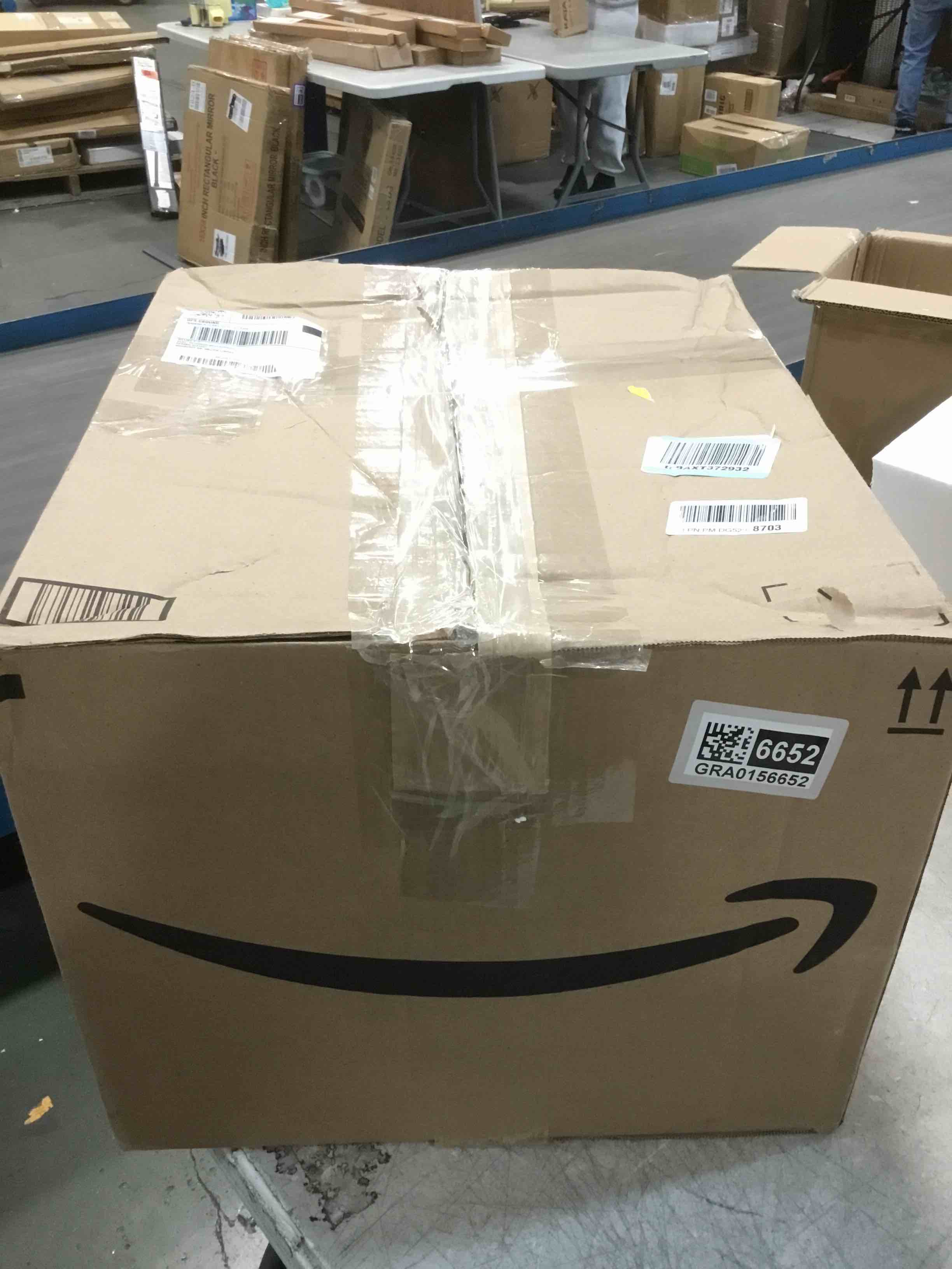 https://s3.amazonaws.com/lotting-images-prod/bidfta/GRA0156652_1733202401320.jpeg