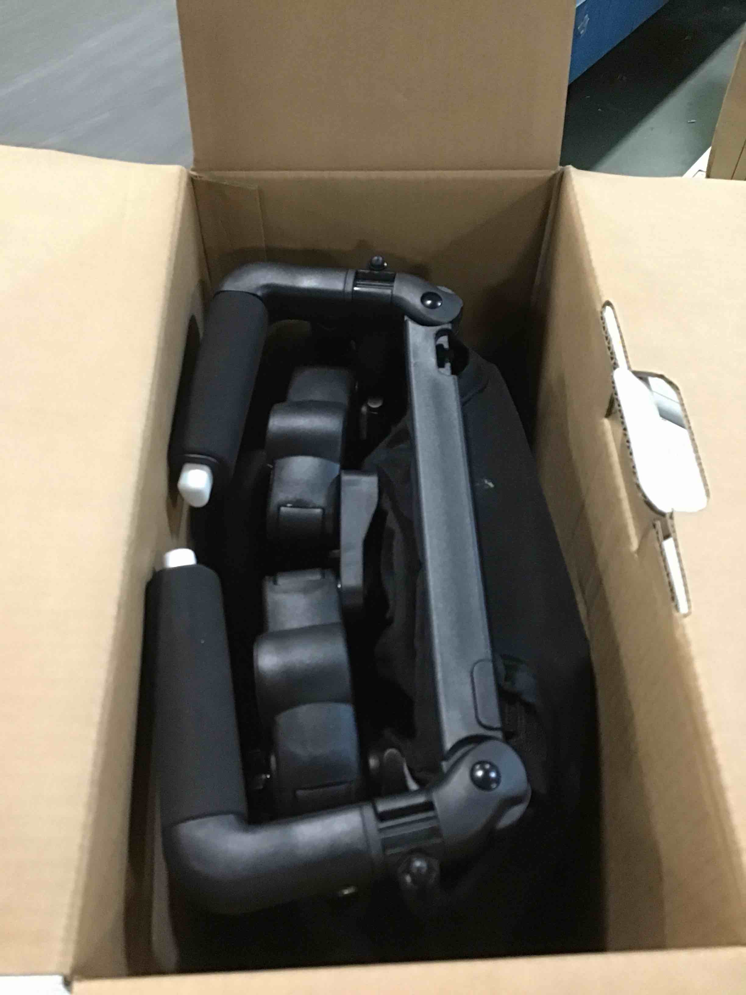 https://s3.amazonaws.com/lotting-images-prod/bidfta/GRA0156710_1733194207358.jpeg