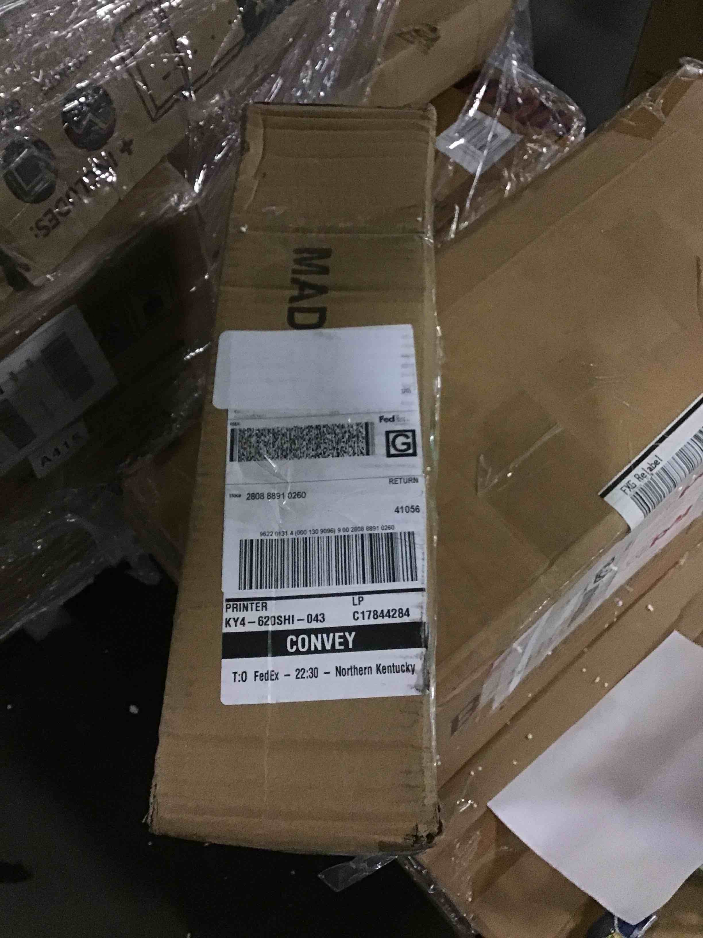 https://s3.amazonaws.com/lotting-images-prod/bidfta/GRA0156814_1732926006359.jpeg