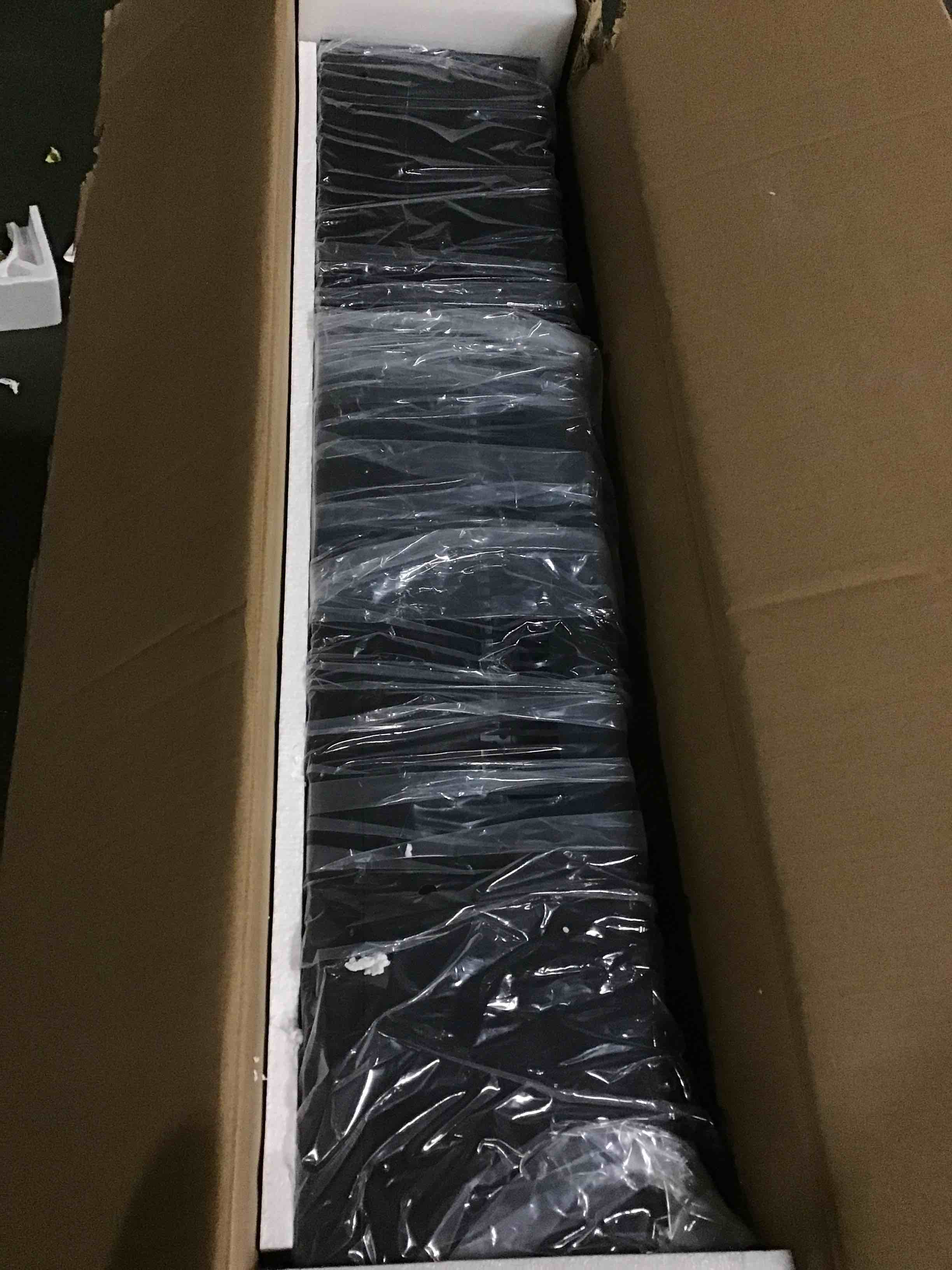 https://s3.amazonaws.com/lotting-images-prod/bidfta/GRA0156827_1732922586573.jpeg