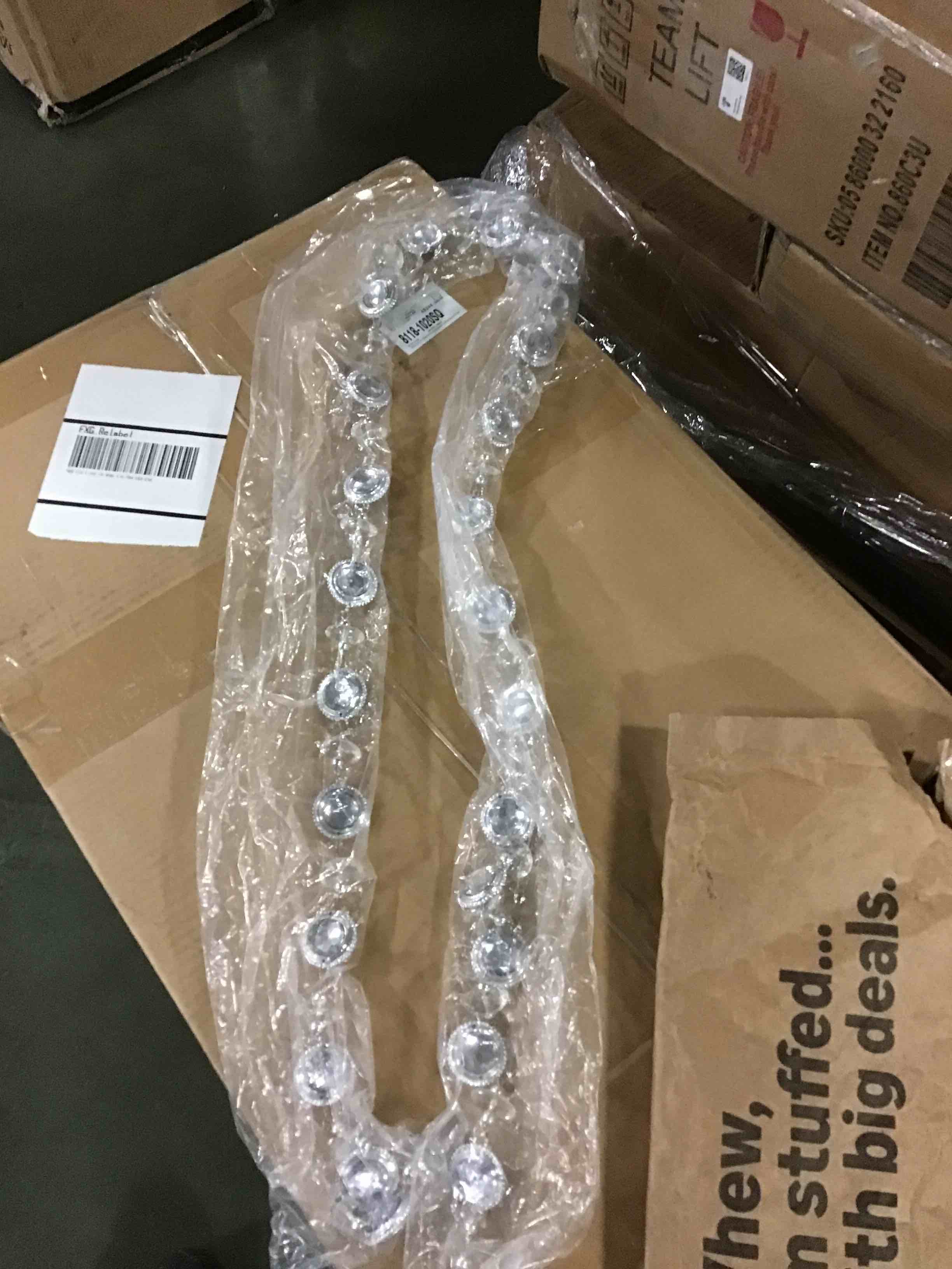 https://s3.amazonaws.com/lotting-images-prod/bidfta/GRA0157156_1732325235646.jpeg